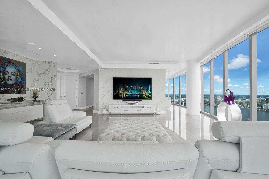 Small Image of 17901 COLLINS AVE #4005, Sunny Isles Beach Number 3
