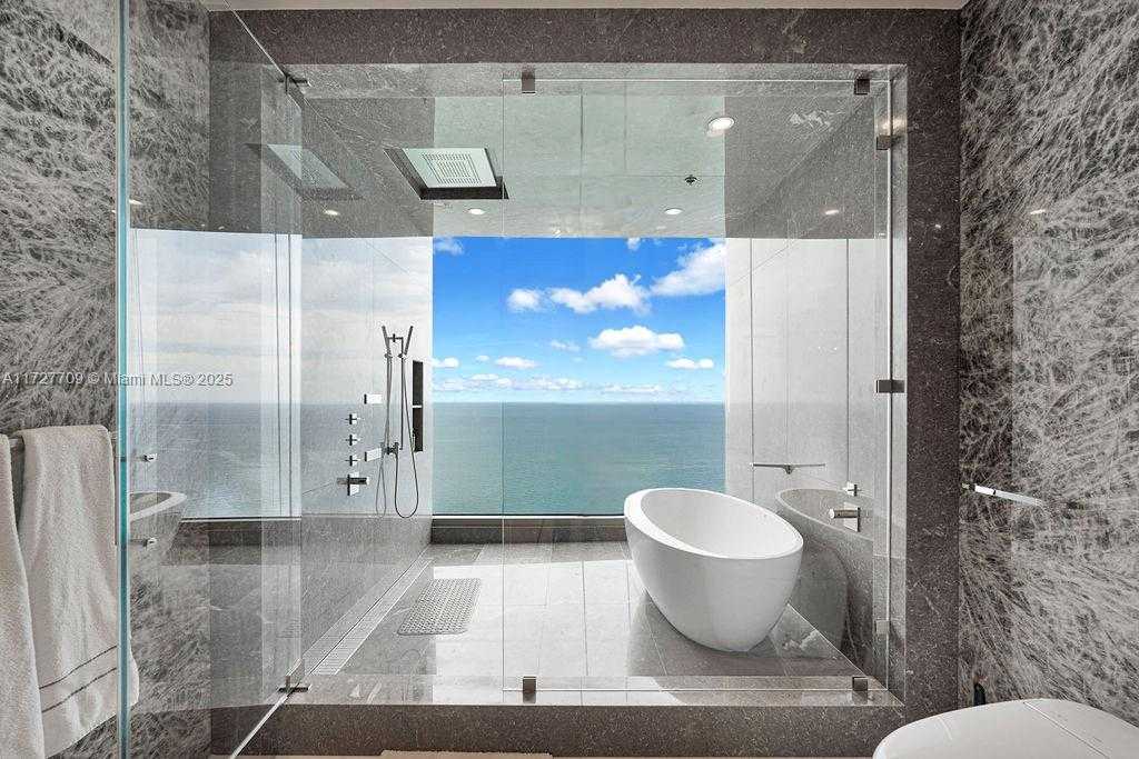 Small Image of 17901 COLLINS AVE #4005, Sunny Isles Beach Number 41