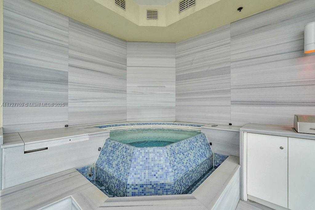 Small Image of 17901 COLLINS AVE #4005, Sunny Isles Beach Number 60
