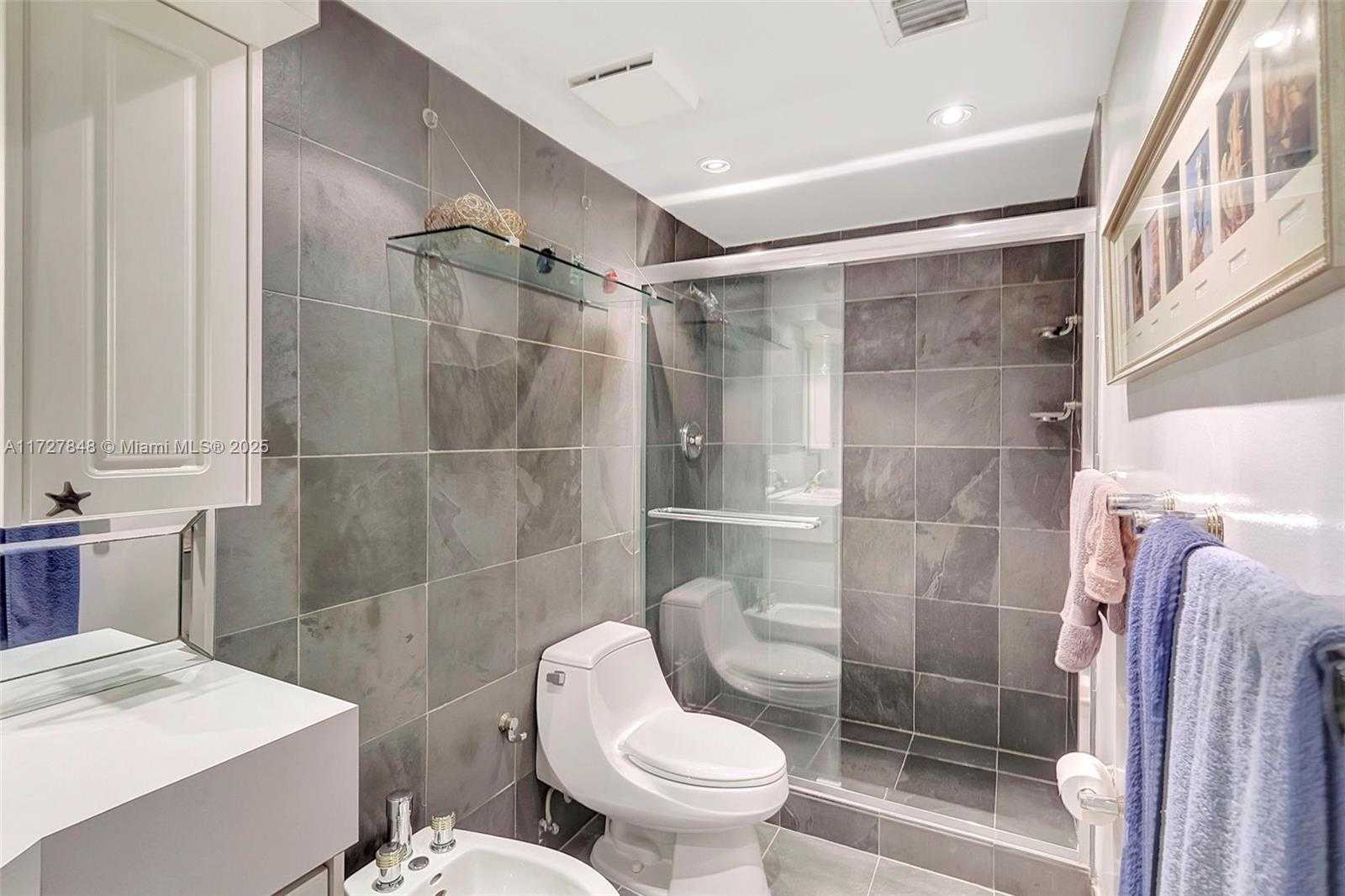 Small Image of 5005 COLLINS AVE #1224, Miami Beach Number 11