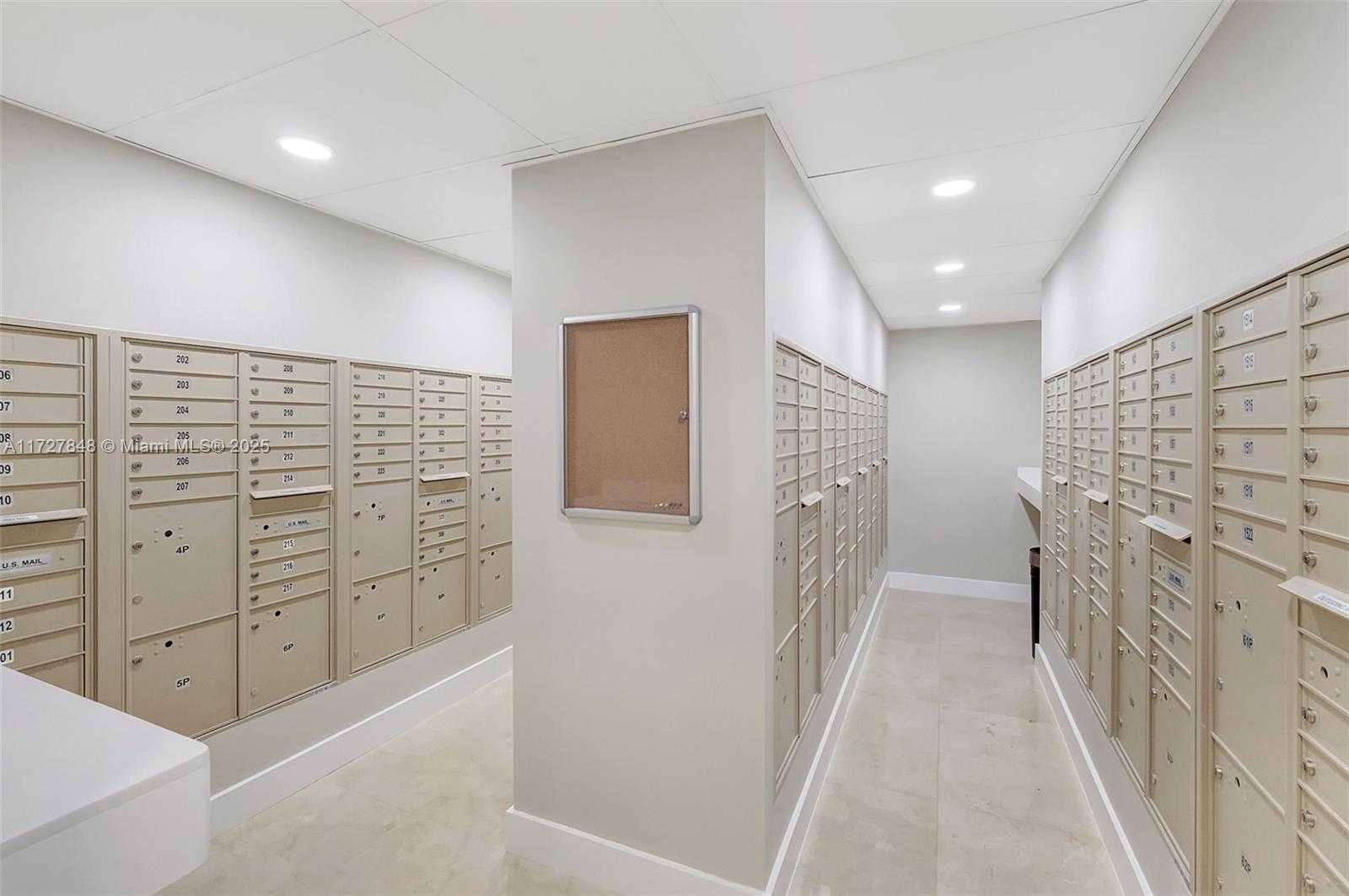 Small Image of 5005 COLLINS AVE #1224, Miami Beach Number 48