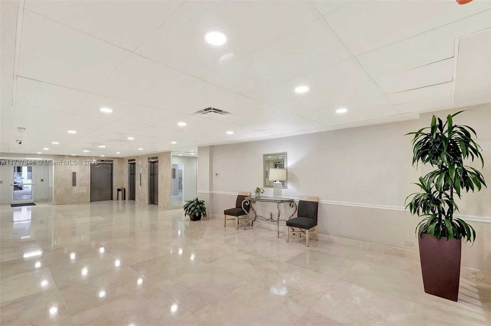 Small Image of 5005 COLLINS AVE #1224, Miami Beach Number 56