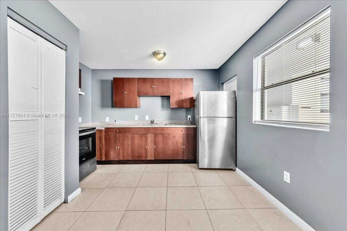 Small Image of 365 NORTH WEST 8TH ST #312, Miami Number 2