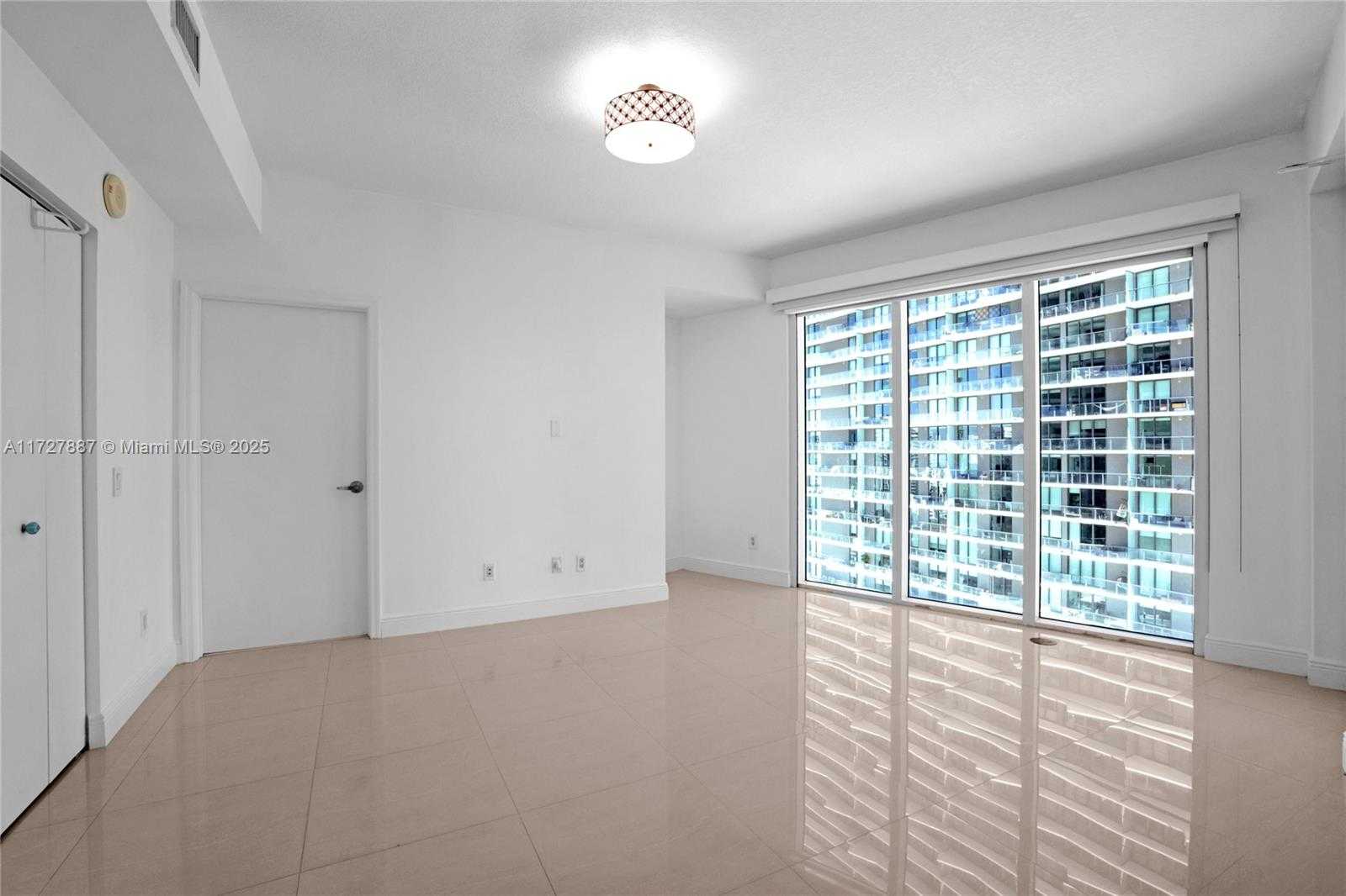 Small Image of 60 SOUTH WEST 13TH ST #1700, Miami Number 13