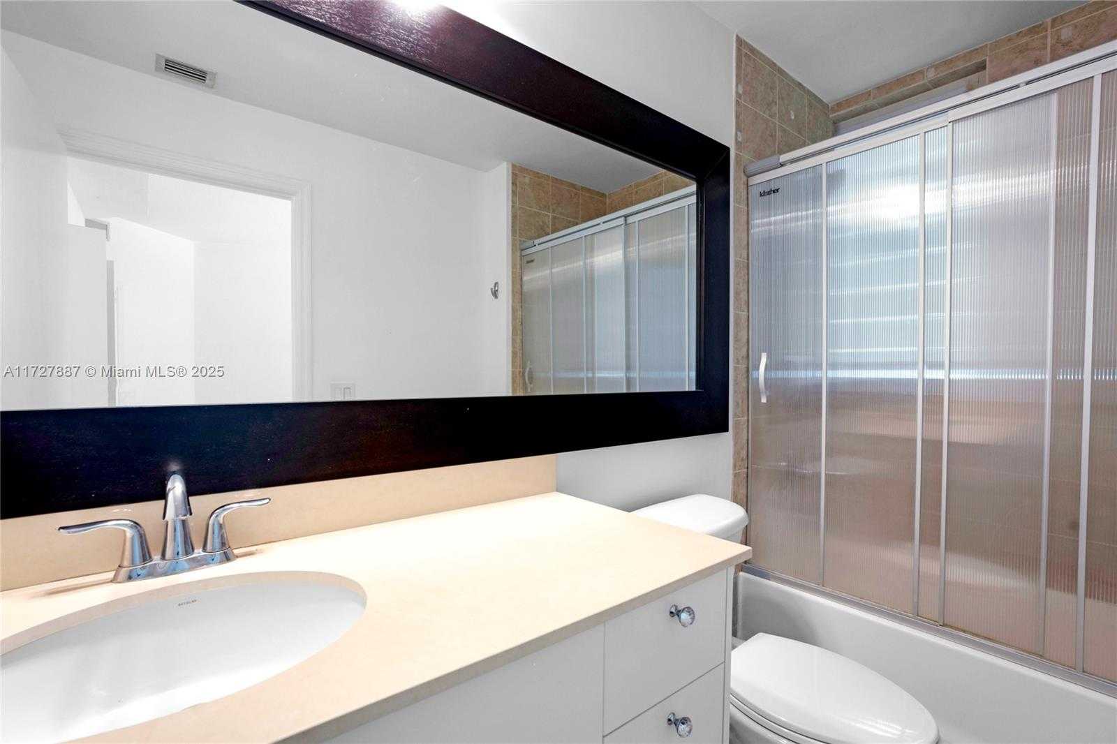 Small Image of 60 SOUTH WEST 13TH ST #1700, Miami Number 15
