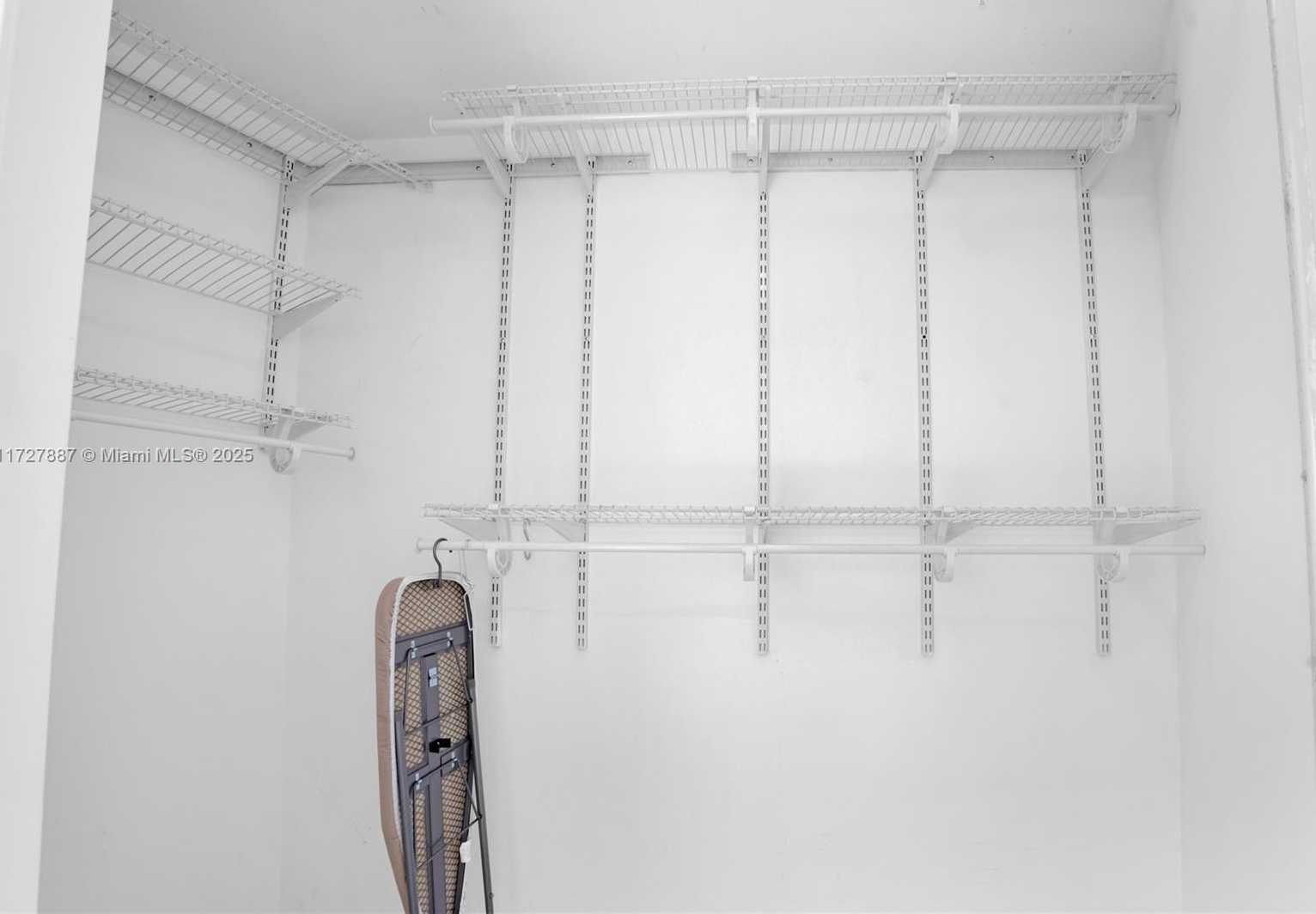 Small Image of 60 SOUTH WEST 13TH ST #1700, Miami Number 17
