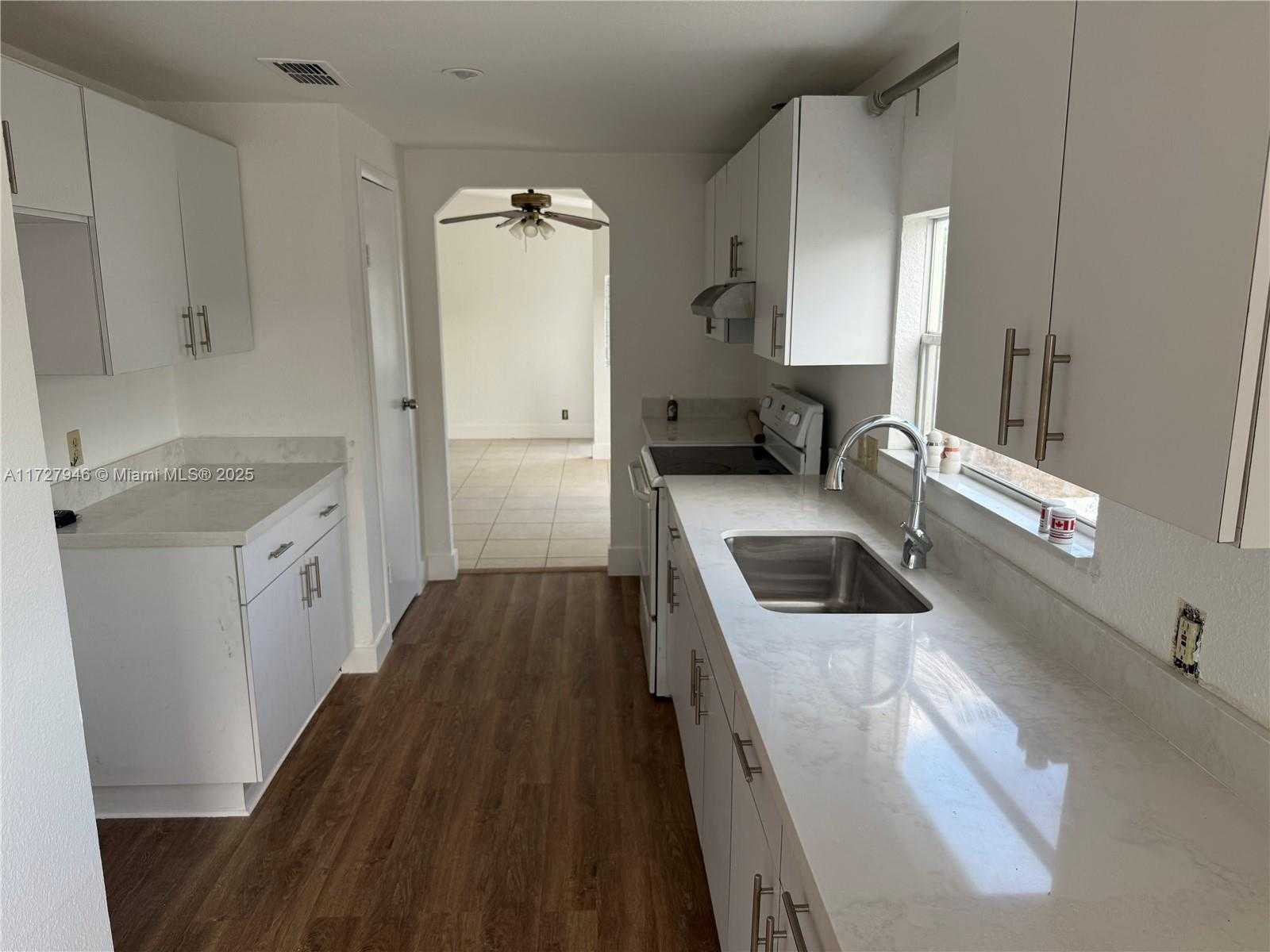 Small Image of 19800 SOUTH WEST 180TH AVE #281, Miami Number 8