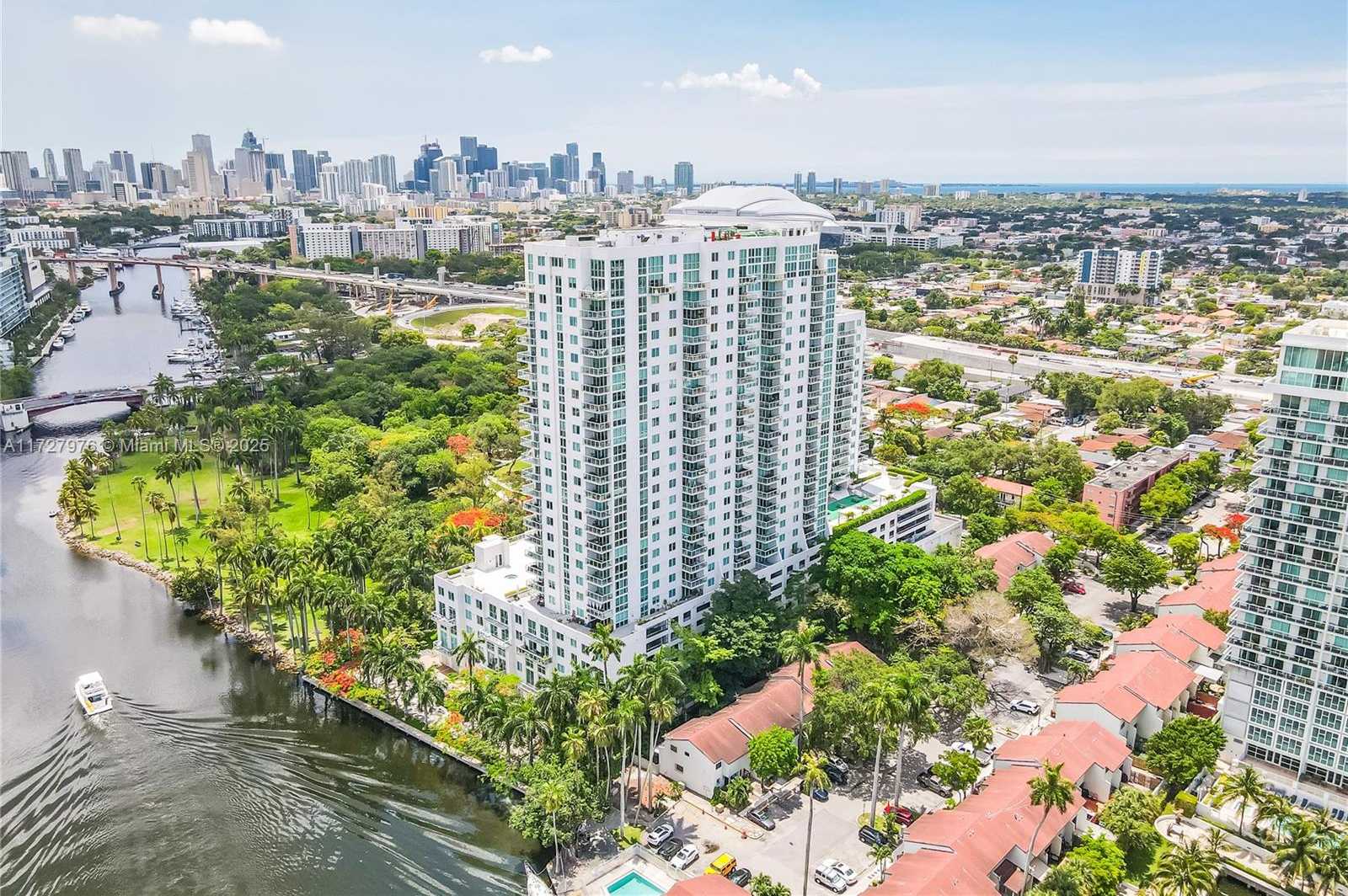 Small Image of 1861 NORTH WEST S RIVER DR #1003, Miami Number 31
