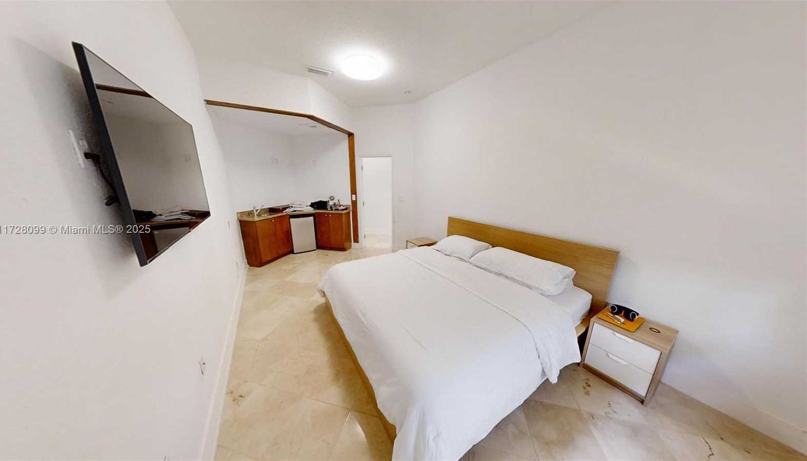 Small Image of 7044 NORTH WEST 113TH PL, Doral Number 15