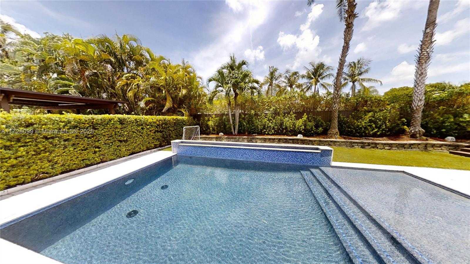 Small Image of 7044 NORTH WEST 113TH PL, Doral Number 25