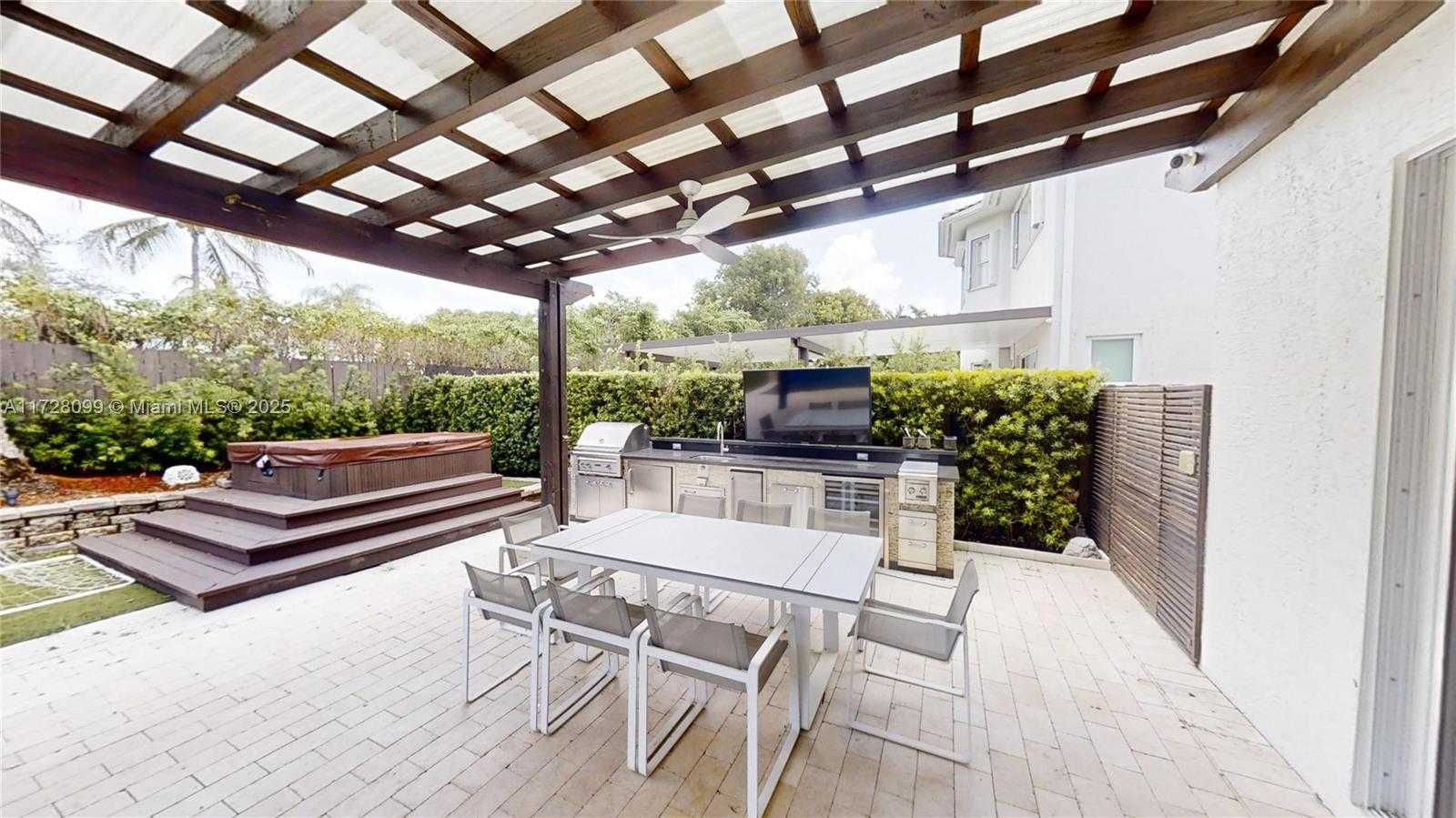 Small Image of 7044 NORTH WEST 113TH PL, Doral Number 48