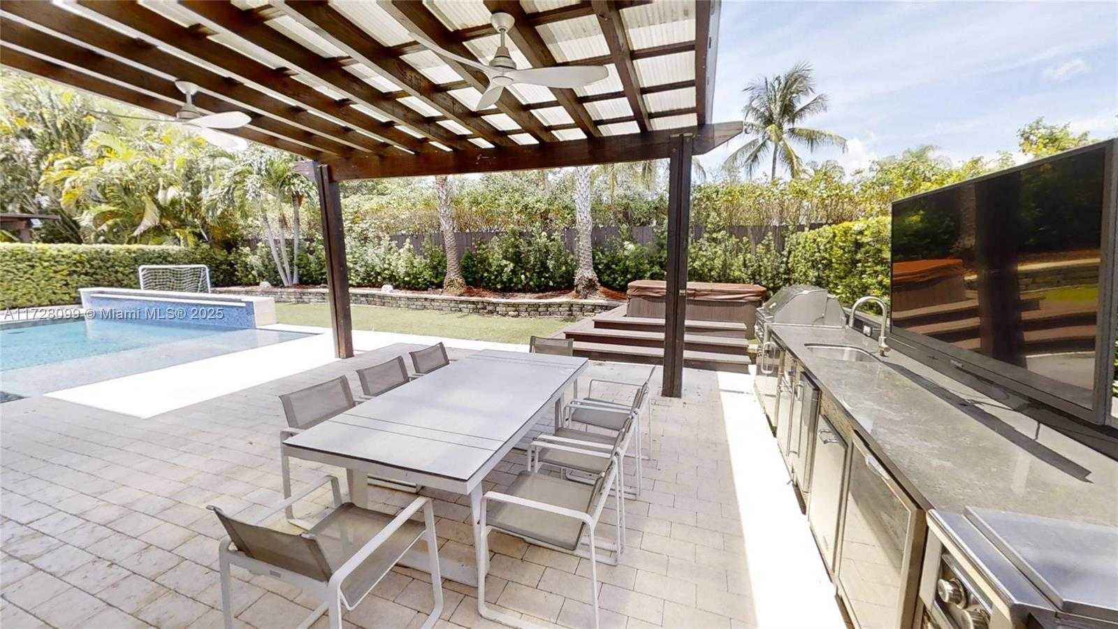 Small Image of 7044 NORTH WEST 113TH PL, Doral Number 51
