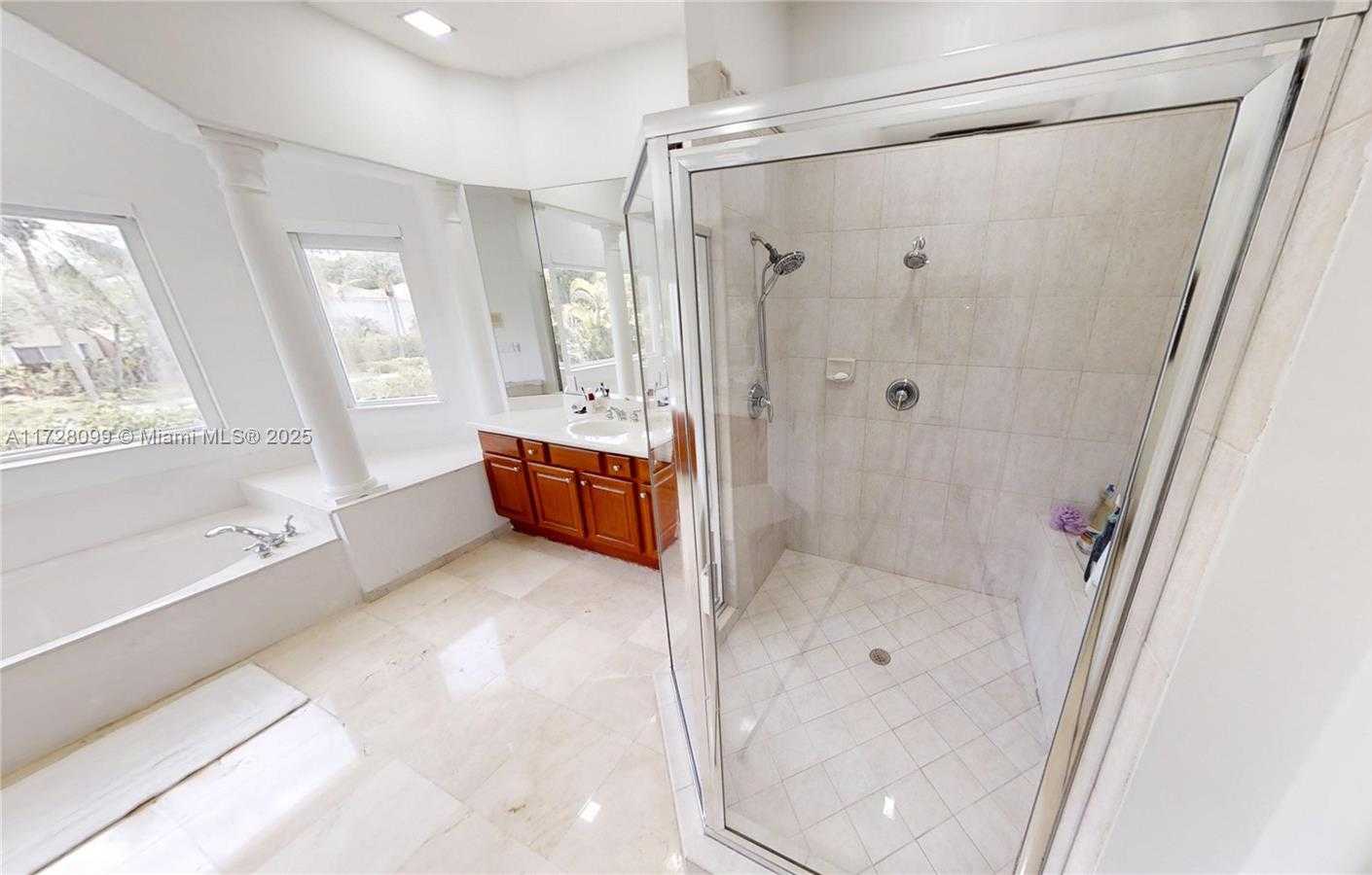 Small Image of 7044 NORTH WEST 113TH PL, Doral Number 52