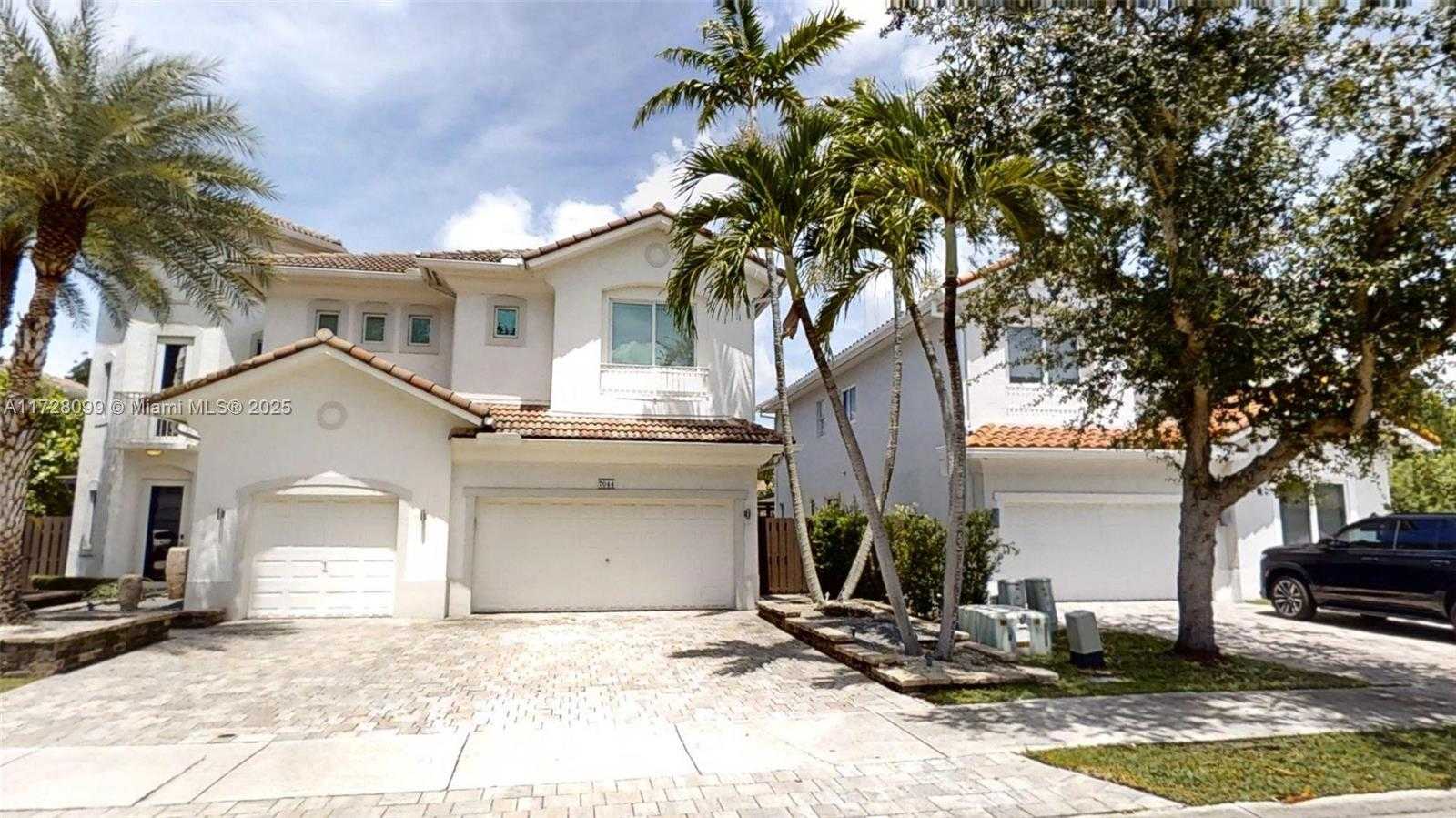 Small Image of 7044 NORTH WEST 113TH PL, Doral Number 74