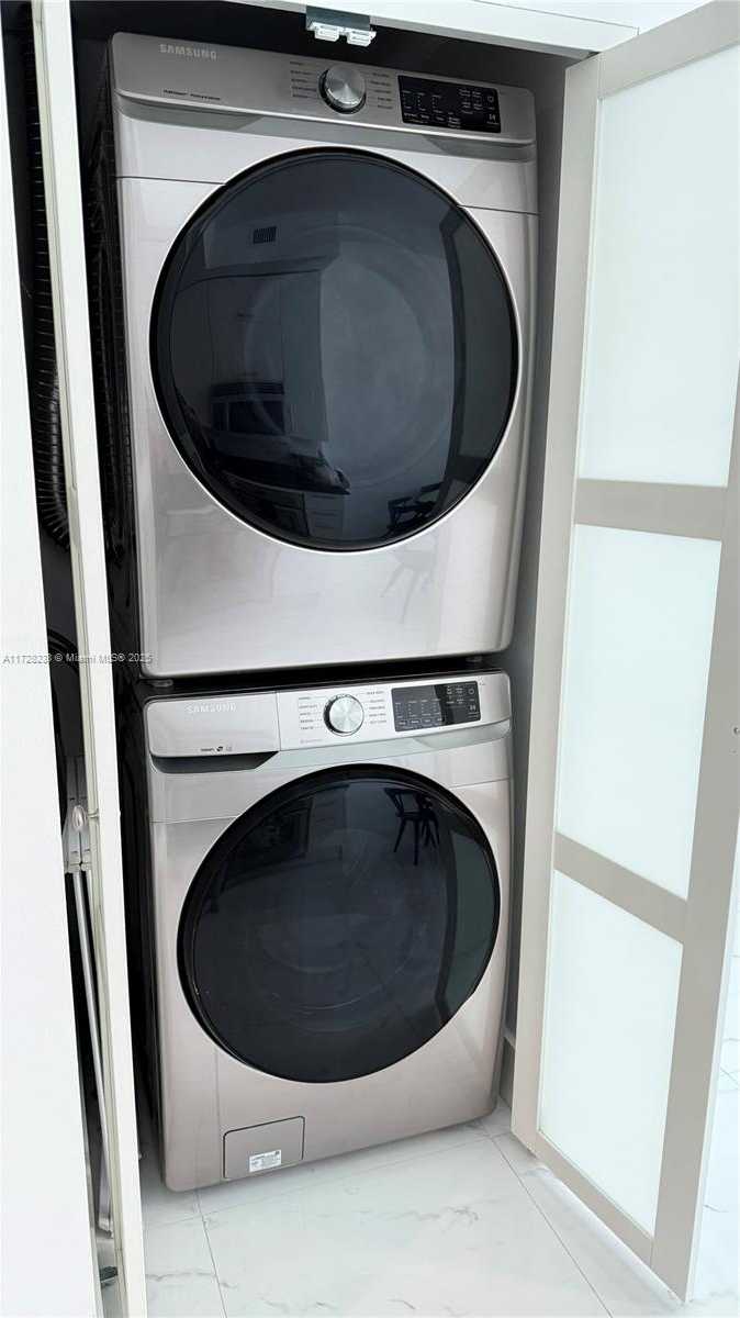 Small Image of 60 SOUTH WEST 13TH ST #1622, Miami Number 8