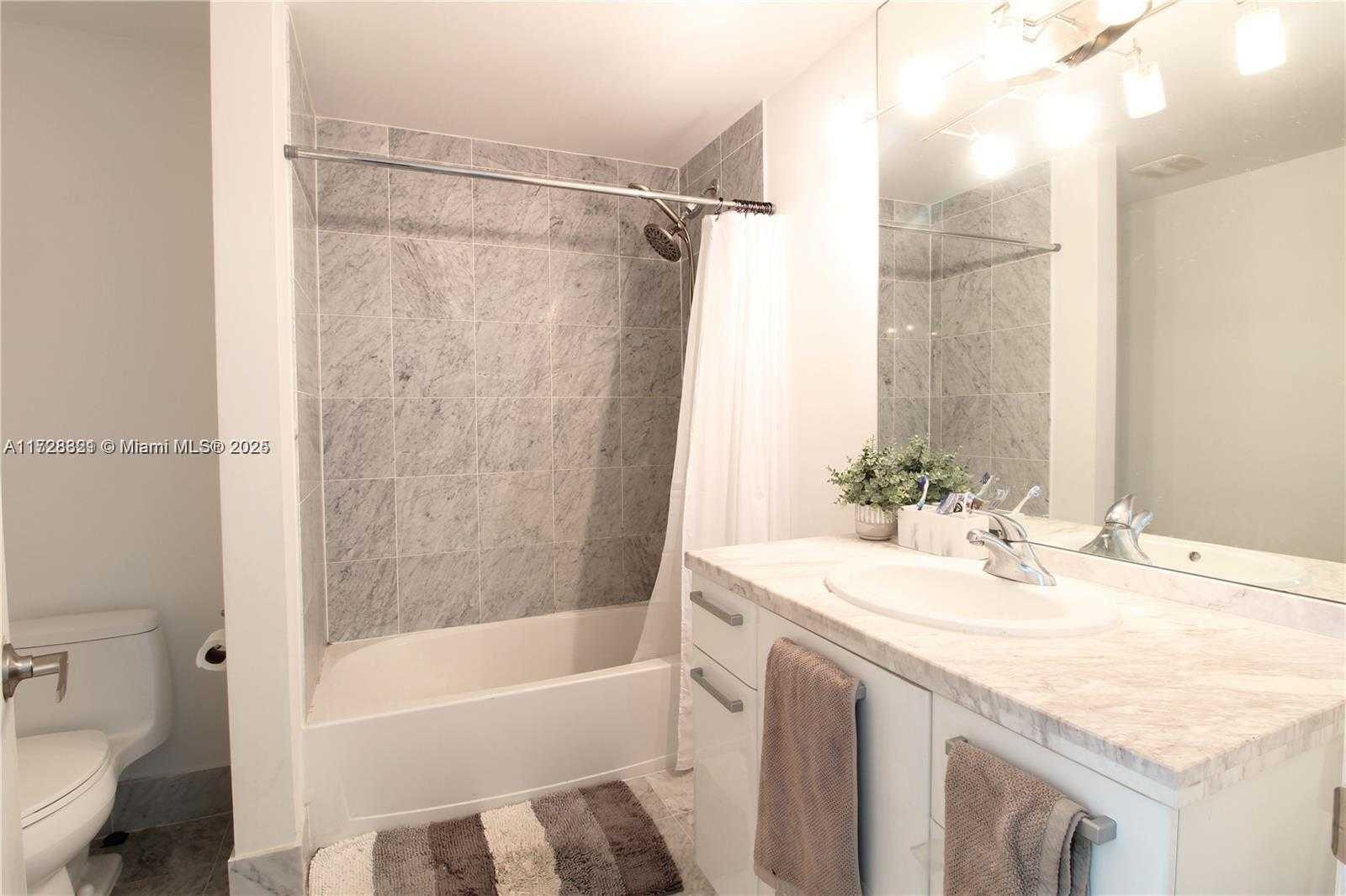 Small Image of 244 BISCAYNE BLVD #344, Miami Number 6