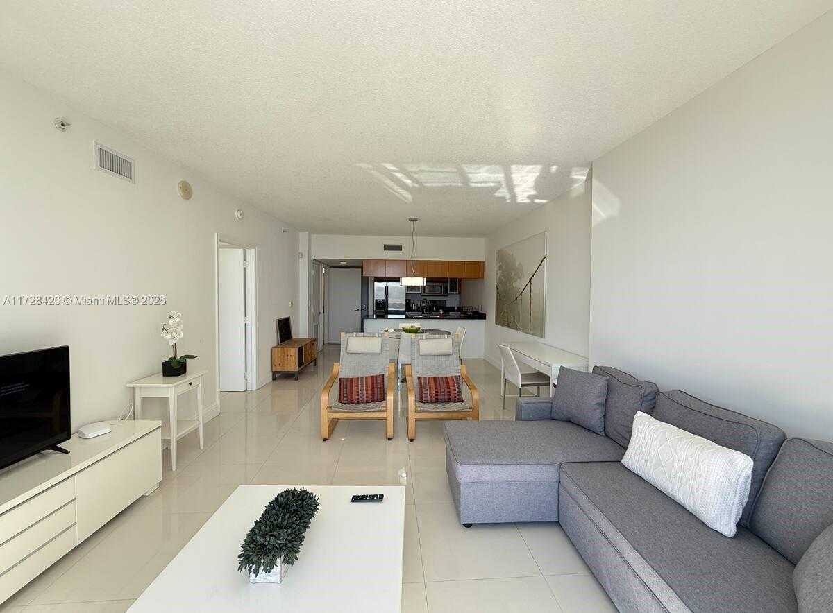 Small Image of 1750 NORTH BAYSHORE DR #3010, Miami Number 22