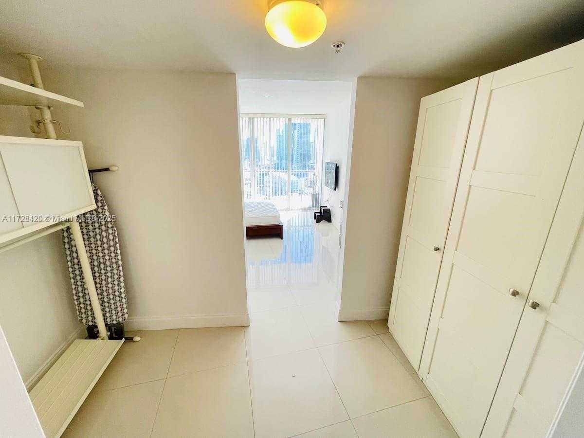 Small Image of 1750 NORTH BAYSHORE DR #3010, Miami Number 27