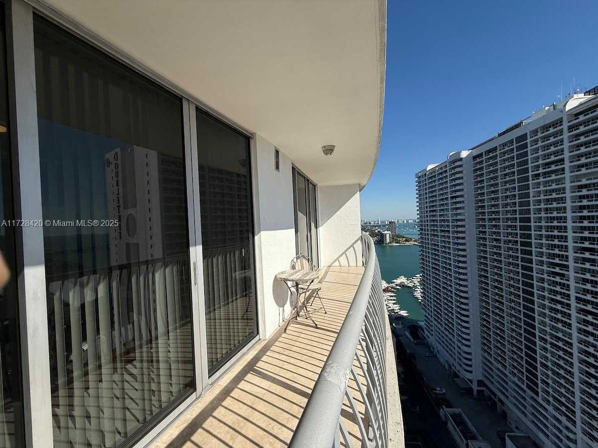 Small Image of 1750 NORTH BAYSHORE DR #3010, Miami Number 32
