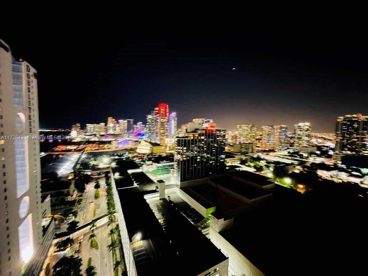 Small Image of 1750 NORTH BAYSHORE DR #3010, Miami Number 40