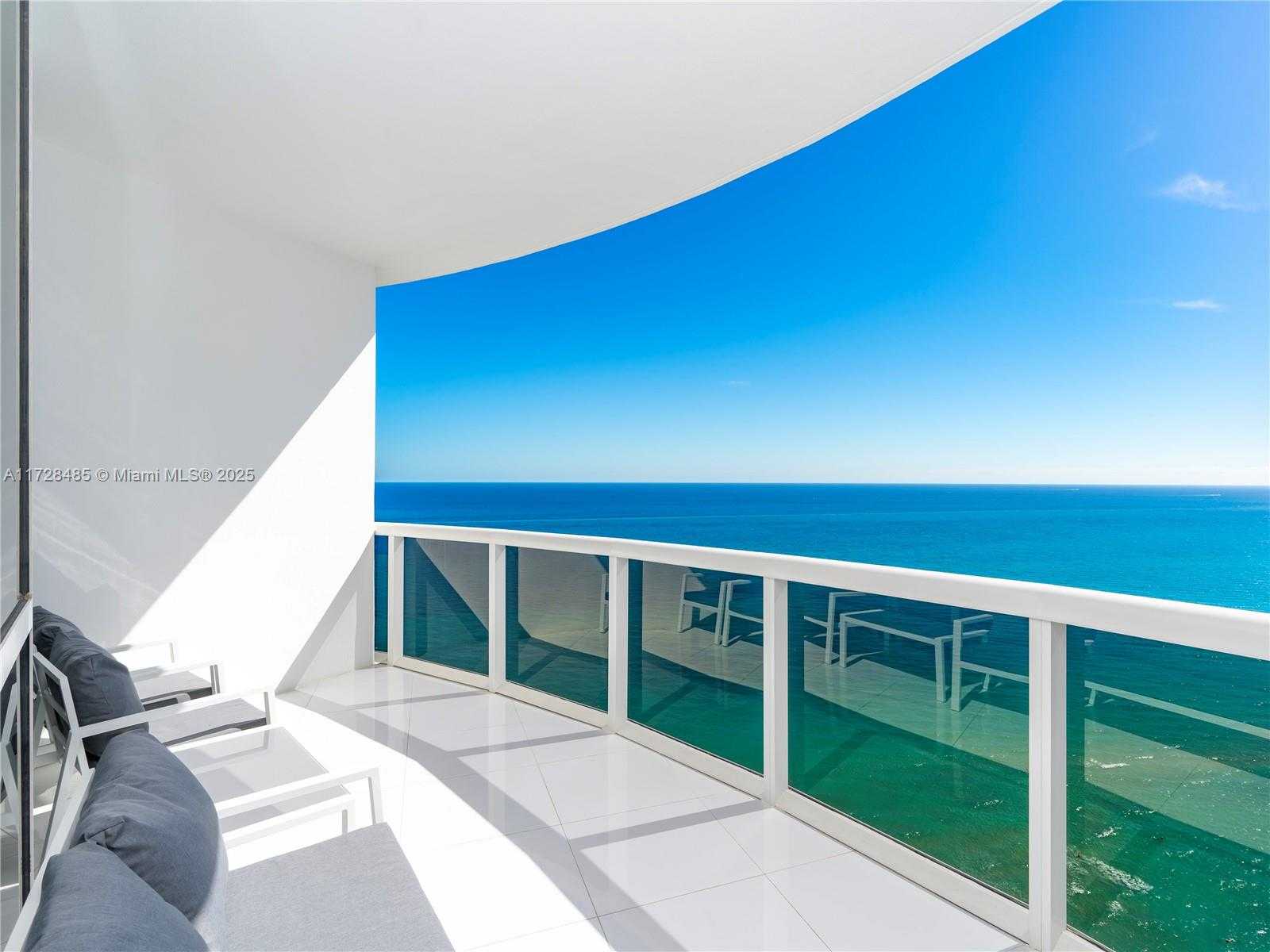 Small Image of 18201 COLLINS AVE #4709A, Sunny Isles Beach Number 5