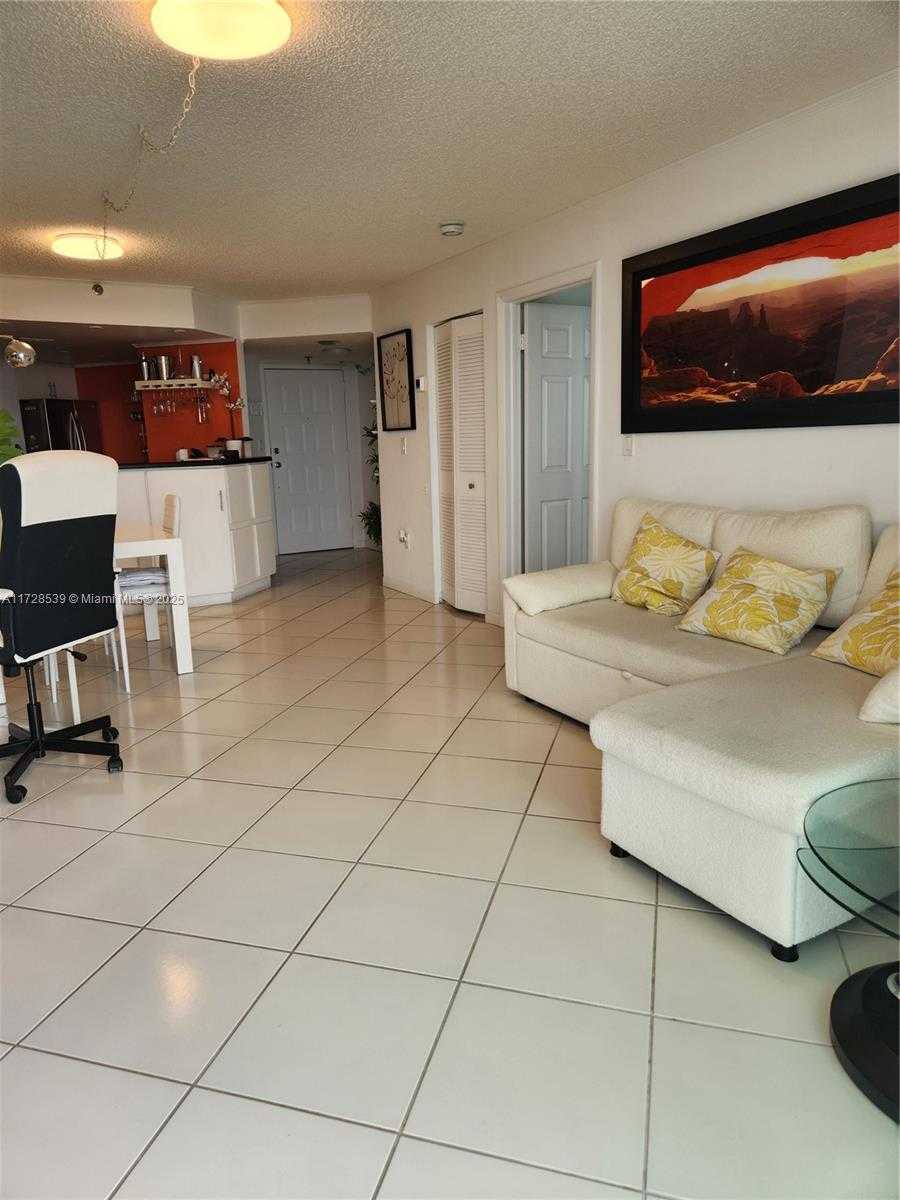 Small Image of 5880 COLLINS AVE #1403, Miami Beach Number 11