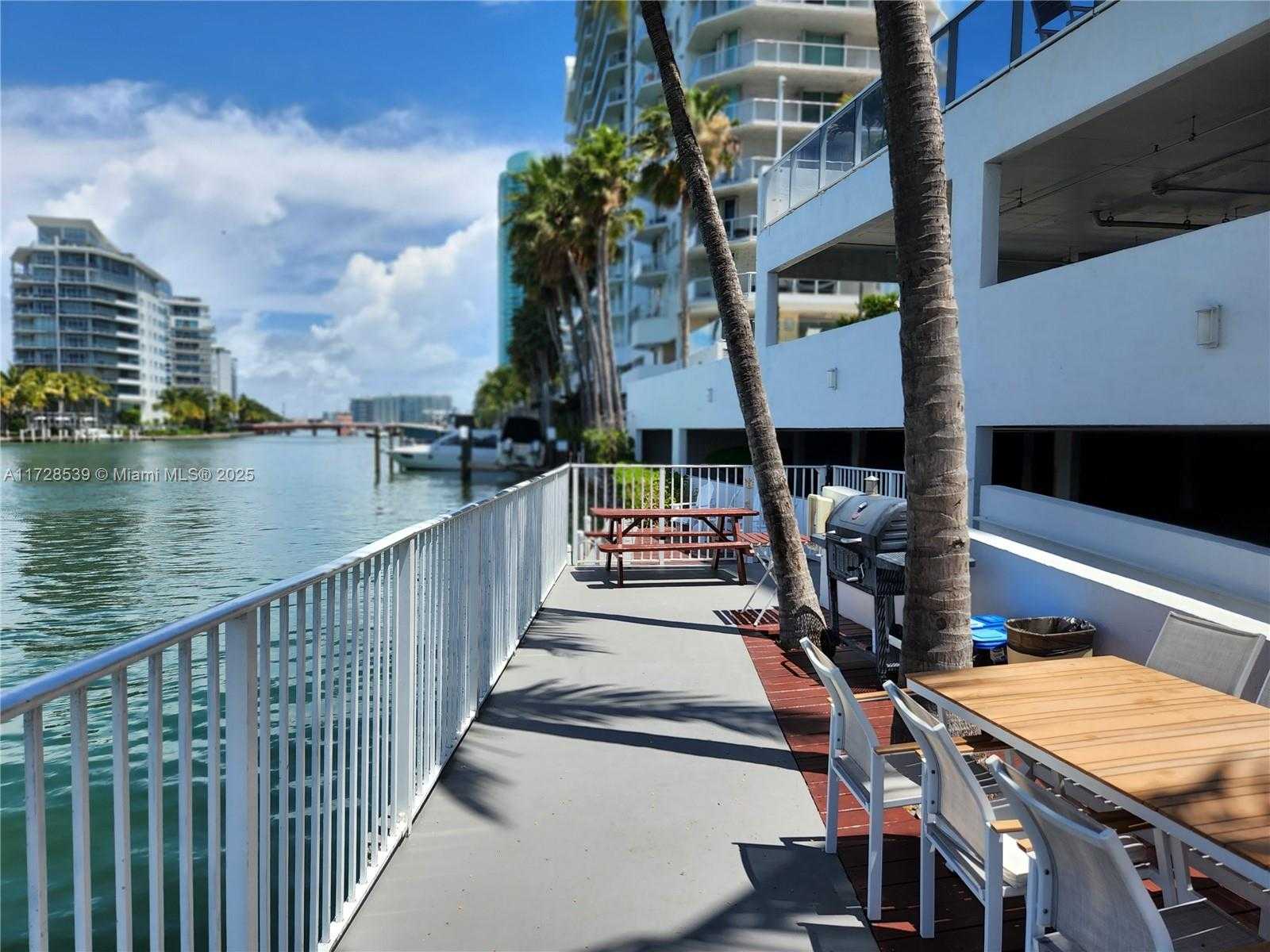 Small Image of 5880 COLLINS AVE #1403, Miami Beach Number 27