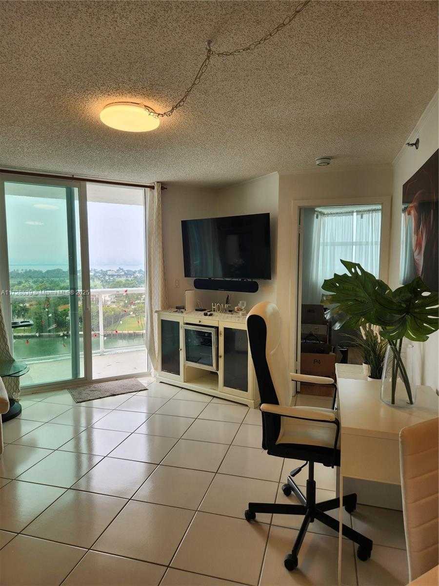 Small Image of 5880 COLLINS AVE #1403, Miami Beach Number 7