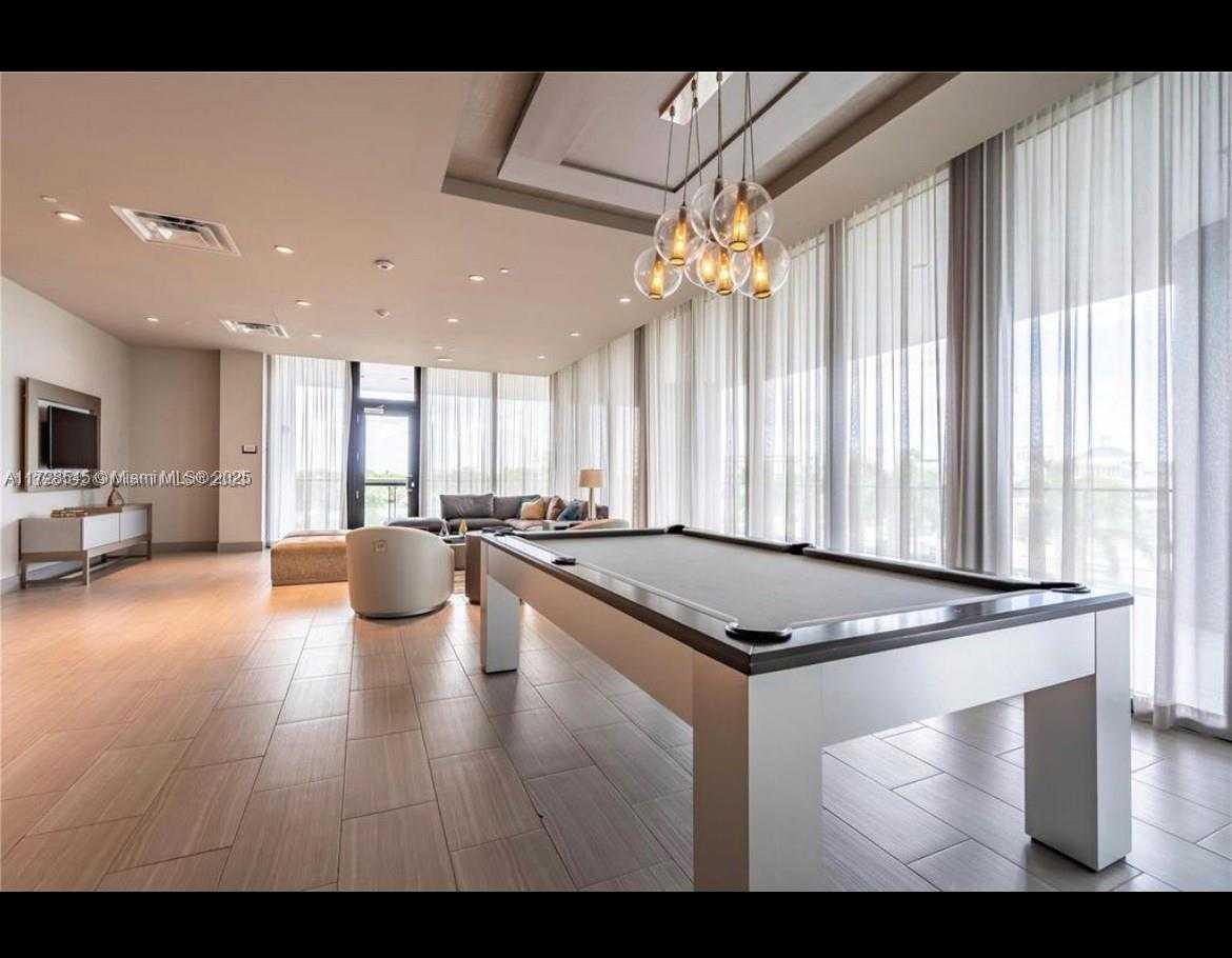 Small Image of 5300 PASEO BLVD #807, Doral Number 4