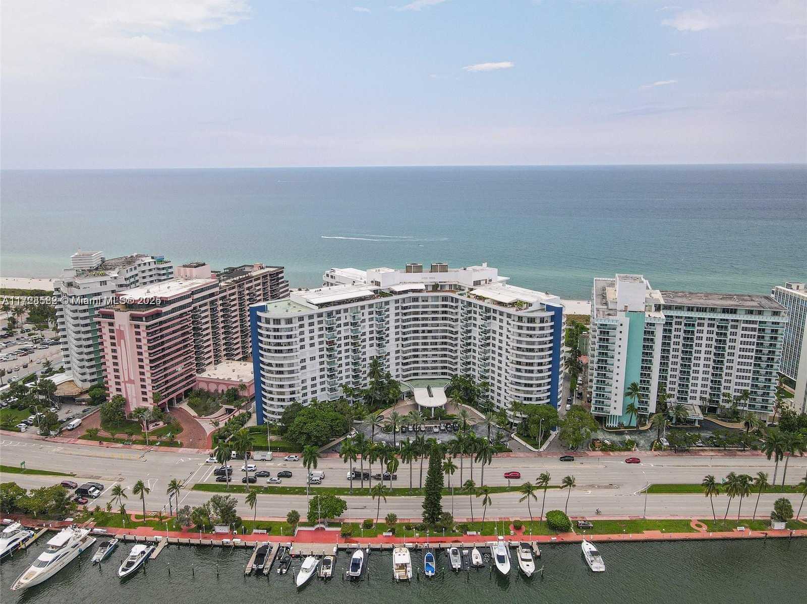 Small Image of 5161 COLLINS AVE #1006, Miami Beach Number 2