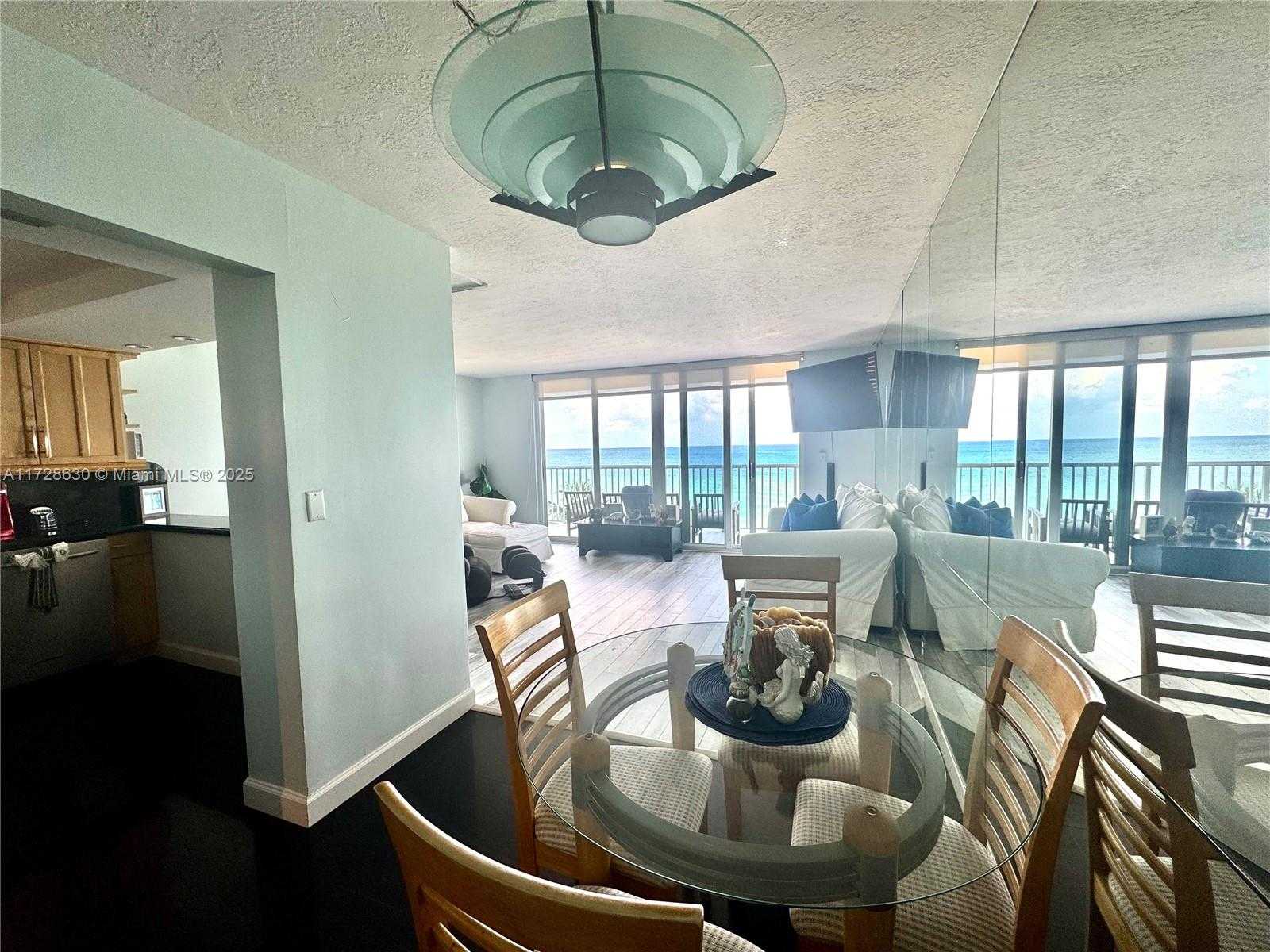 Small Image of 400 NORTH SURF RD #701, Hollywood Number 2