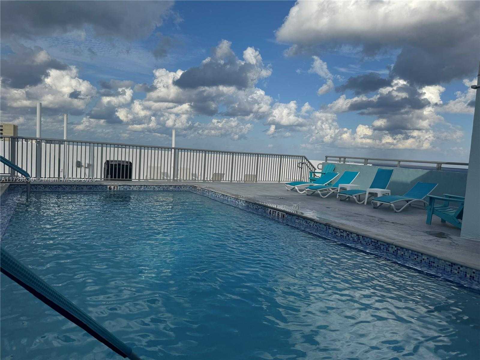 Small Image of 400 NORTH SURF RD #701, Hollywood Number 21