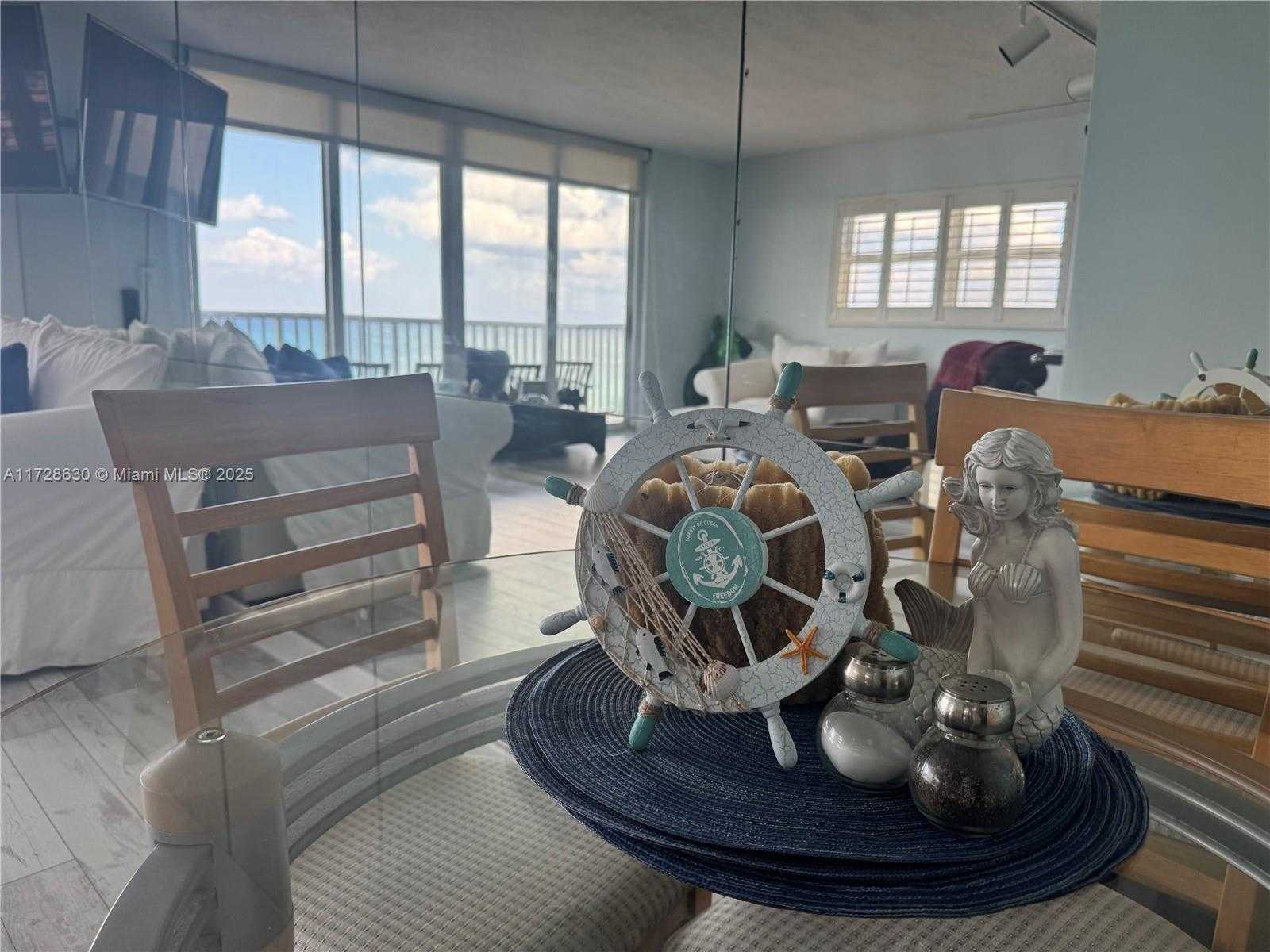 Small Image of 400 NORTH SURF RD #701, Hollywood Number 4