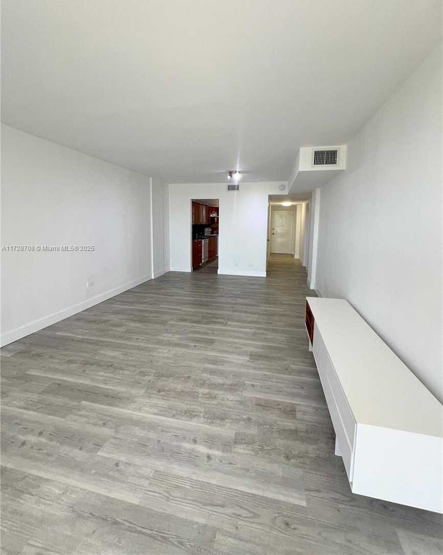 Small Image of 3660 NORTH EAST 166TH ST #610, North Miami Beach Number 5