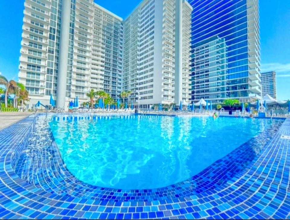 Small Image of 2030 SOUTH OCEAN DR #309, Hallandale Beach Number 16