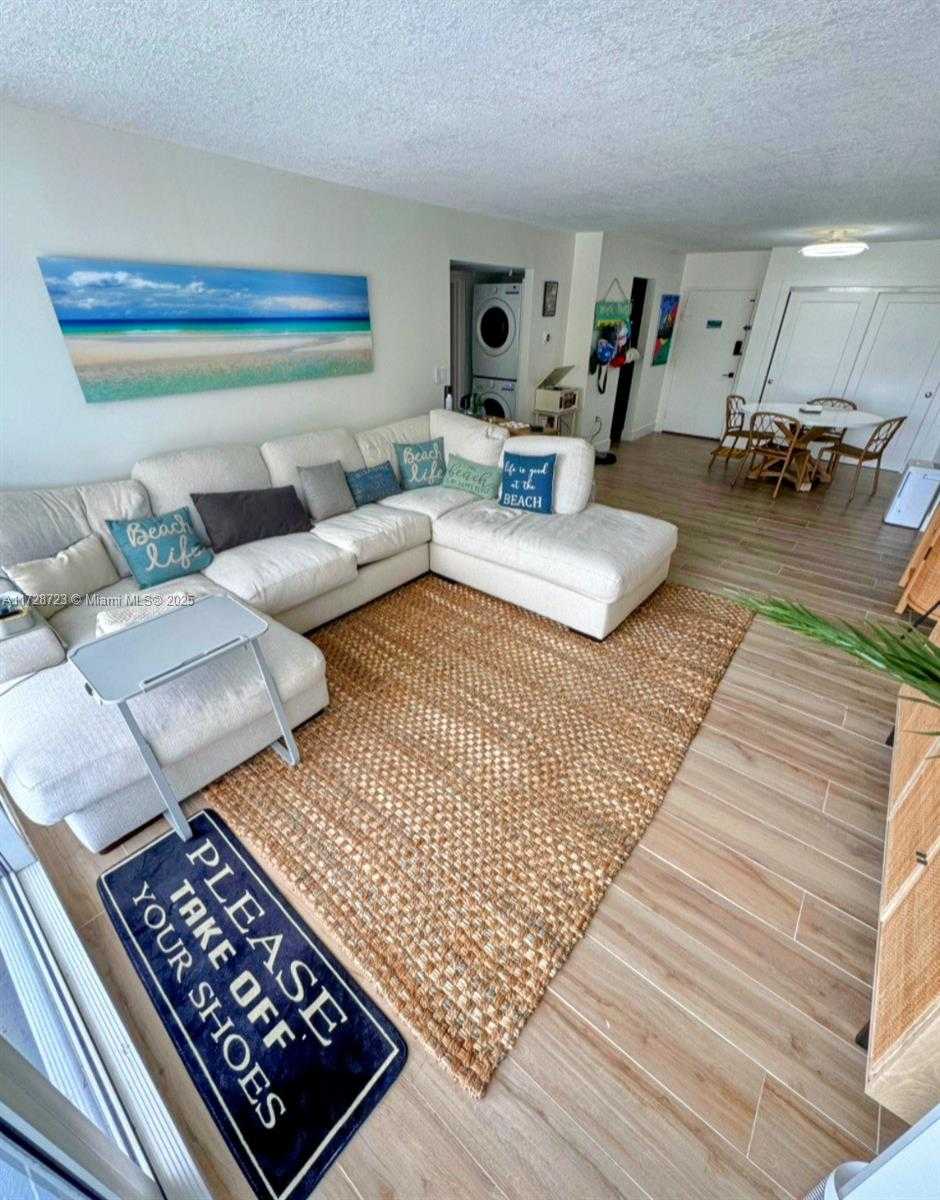 Small Image of 2030 SOUTH OCEAN DR #309, Hallandale Beach Number 24