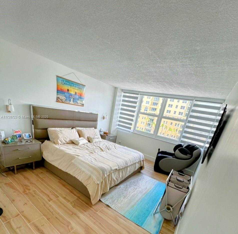 Small Image of 2030 SOUTH OCEAN DR #309, Hallandale Beach Number 29