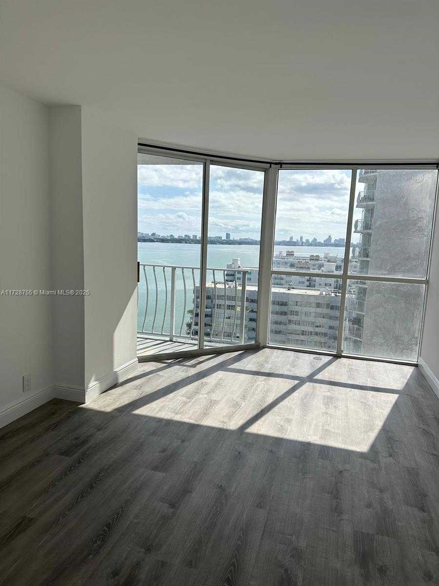 Small Image of 7601 EAST TREASURE DR #1823, North Bay Village Number 6