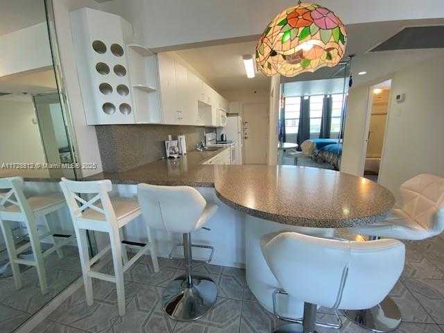 Small Image of 100 LINCOLN RD #616, Miami Beach Number 5
