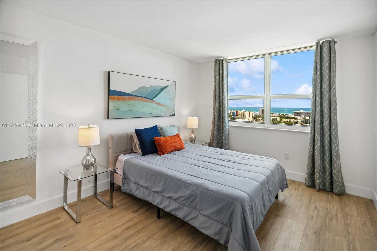 Small Image of 90 ALTON RD #1901, Miami Beach Number 12