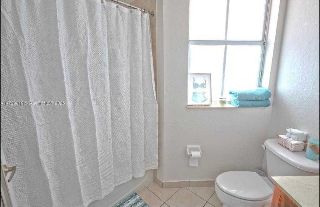 Small Image of 10805 NORTH WEST 89TH TER #202-4, Doral Number 9