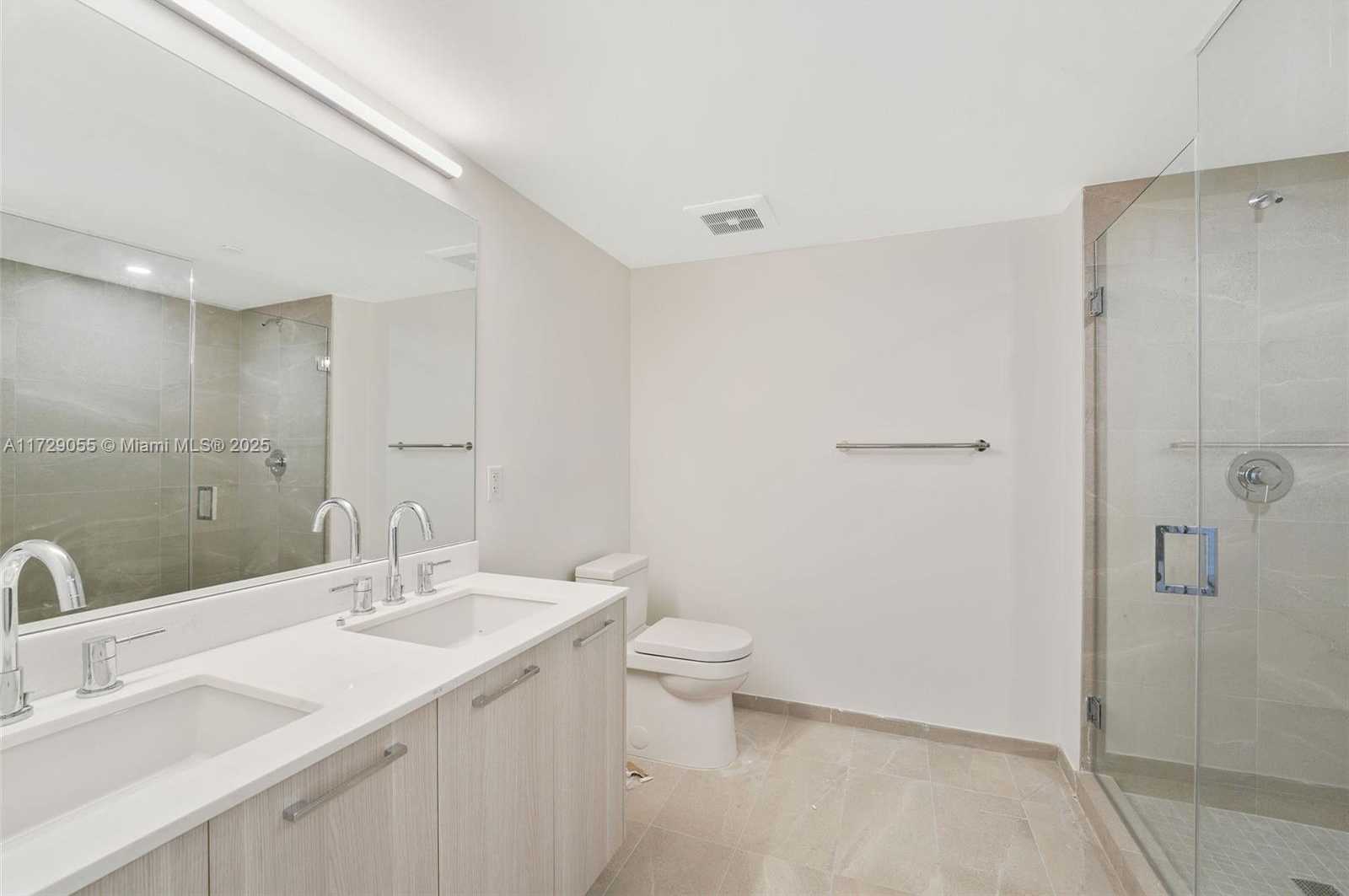 Small Image of 1500 BAY RD #N-0303, Miami Beach Number 29