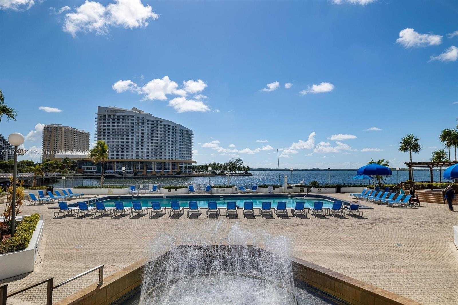 Small Image of 905 BRICKELL BAY DR #1821, Miami Number 3