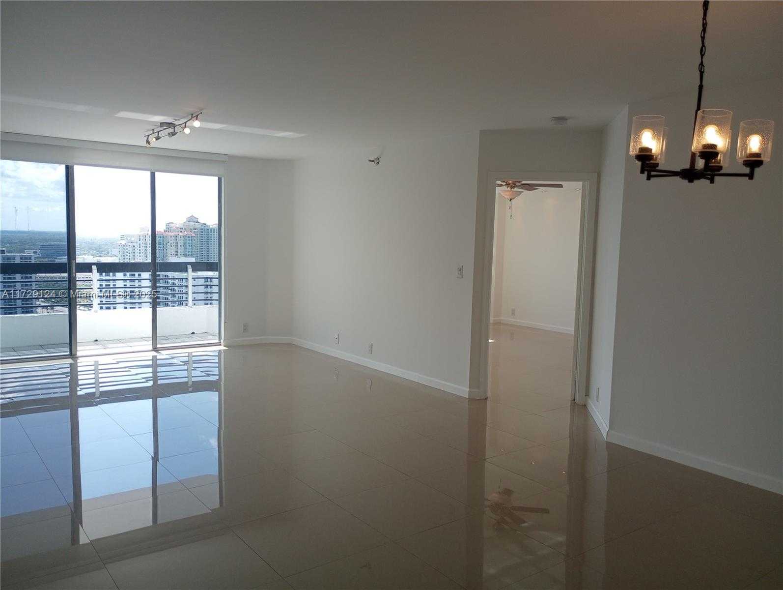 Small Image of 3530 MYSTIC POINTE DR #2902, Aventura Number 20