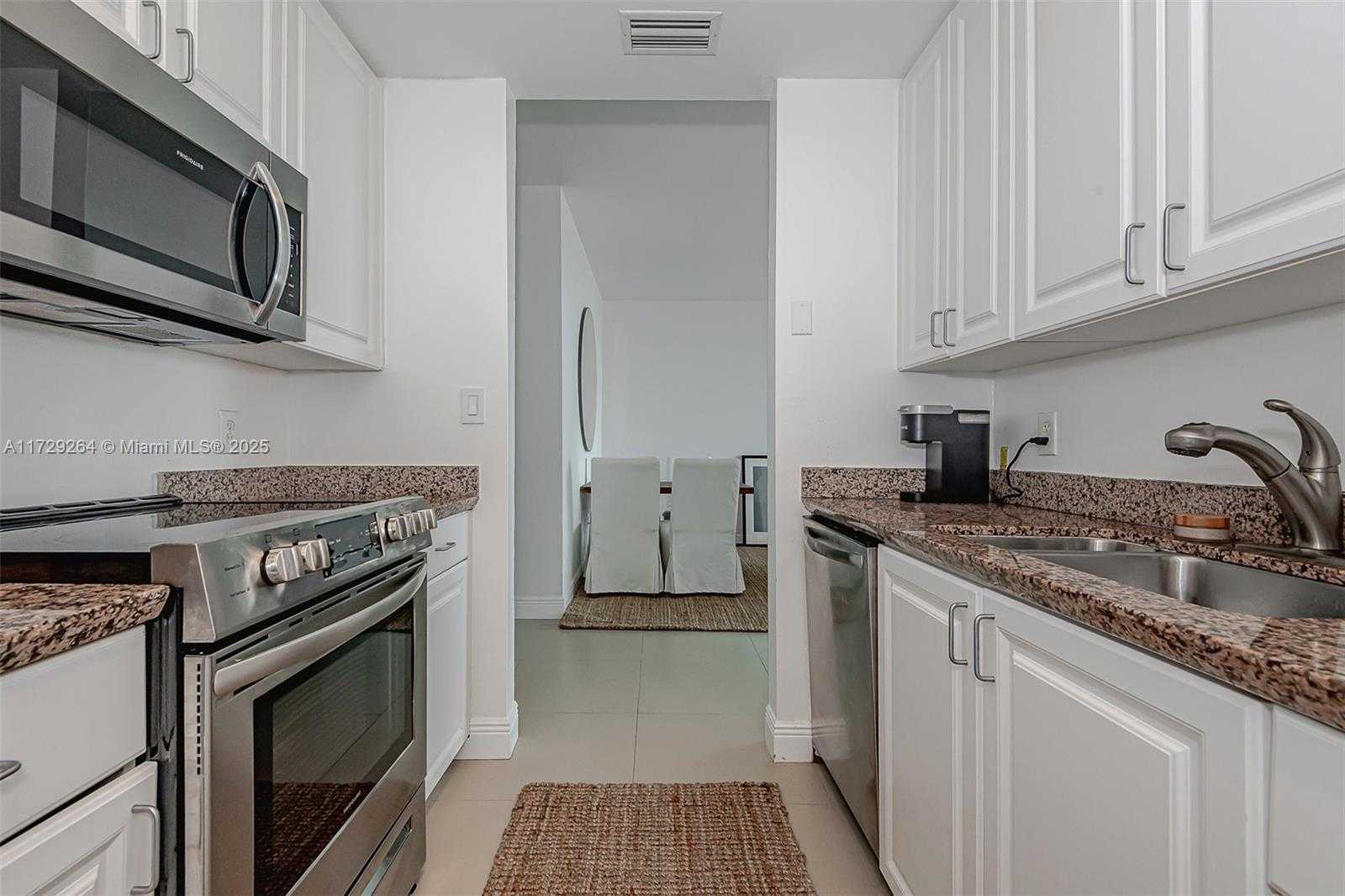 Small Image of 90 ALTON RD #PH3205, Miami Beach Number 19