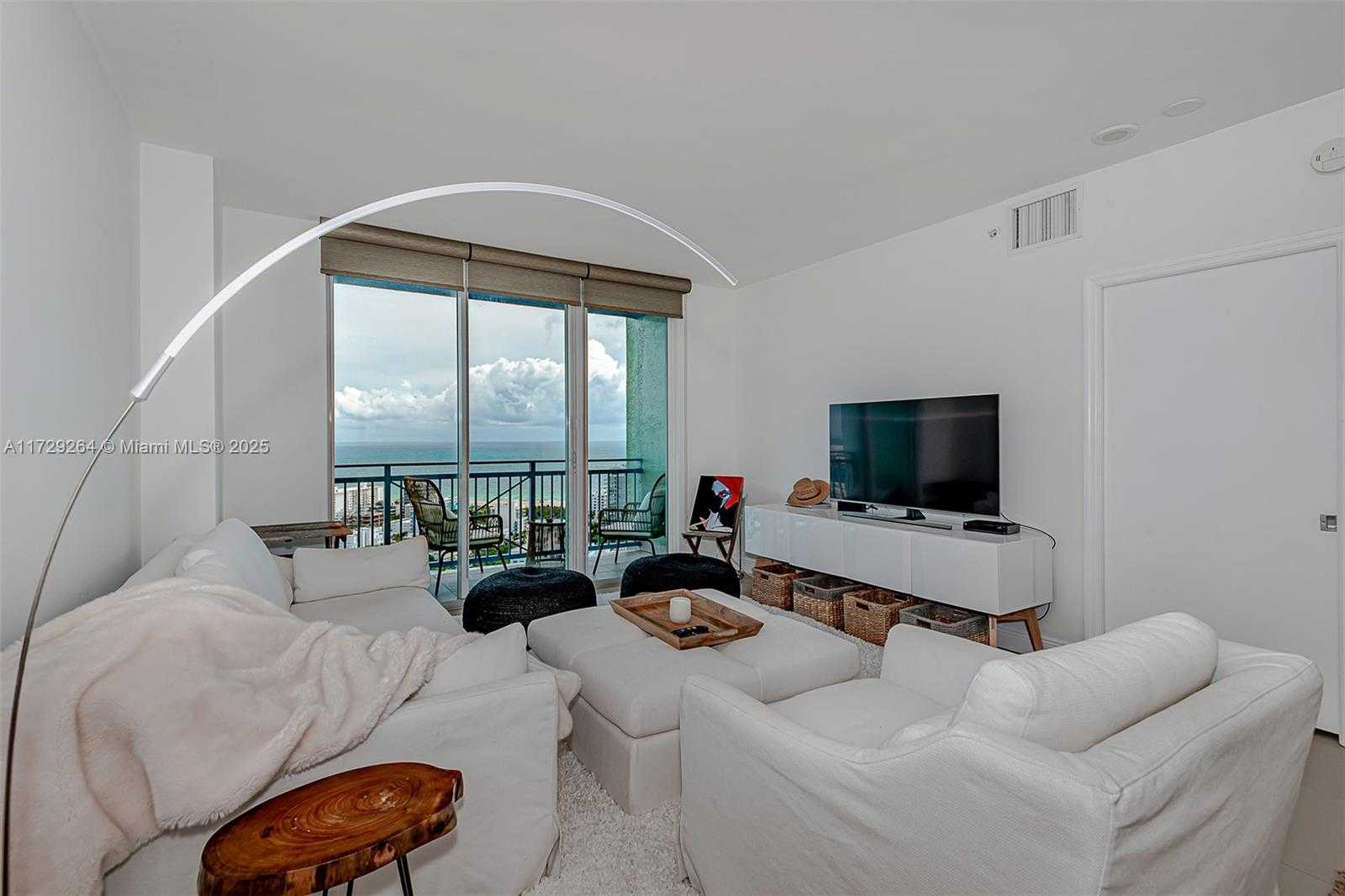 Small Image of 90 ALTON RD #PH3205, Miami Beach Number 6