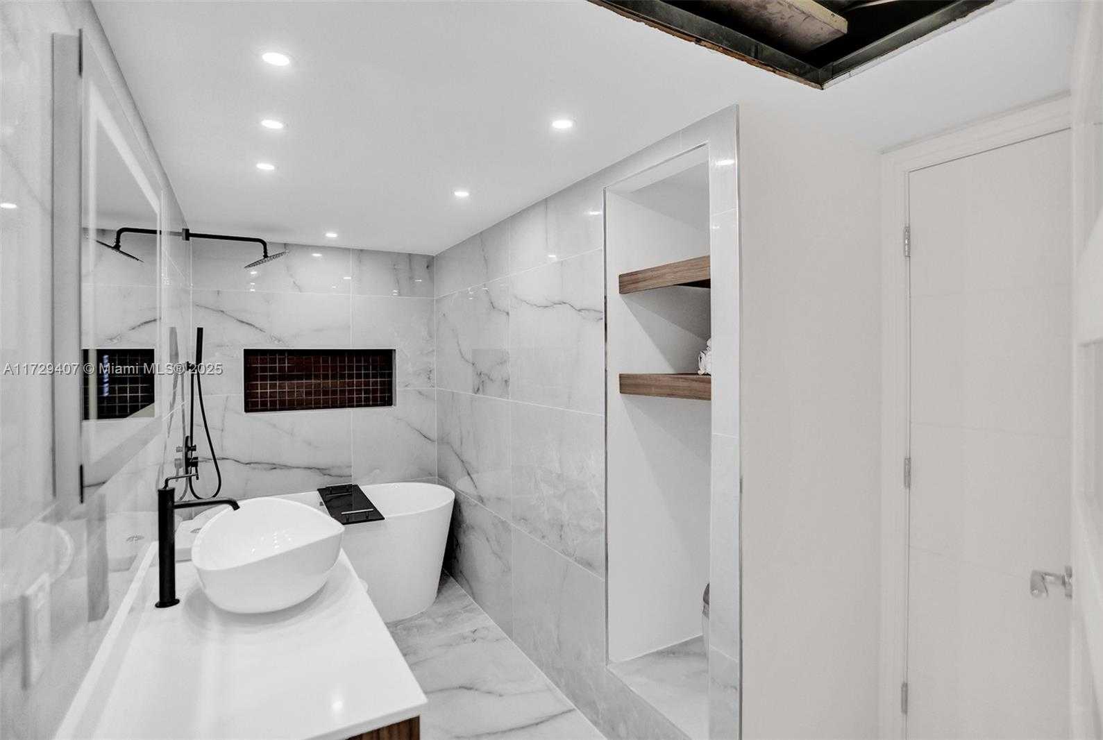 Small Image of 2030 SOUTH OCEAN DR #718, Hallandale Beach Number 10