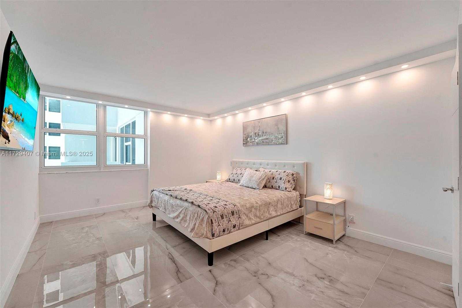 Small Image of 2030 SOUTH OCEAN DR #718, Hallandale Beach Number 36