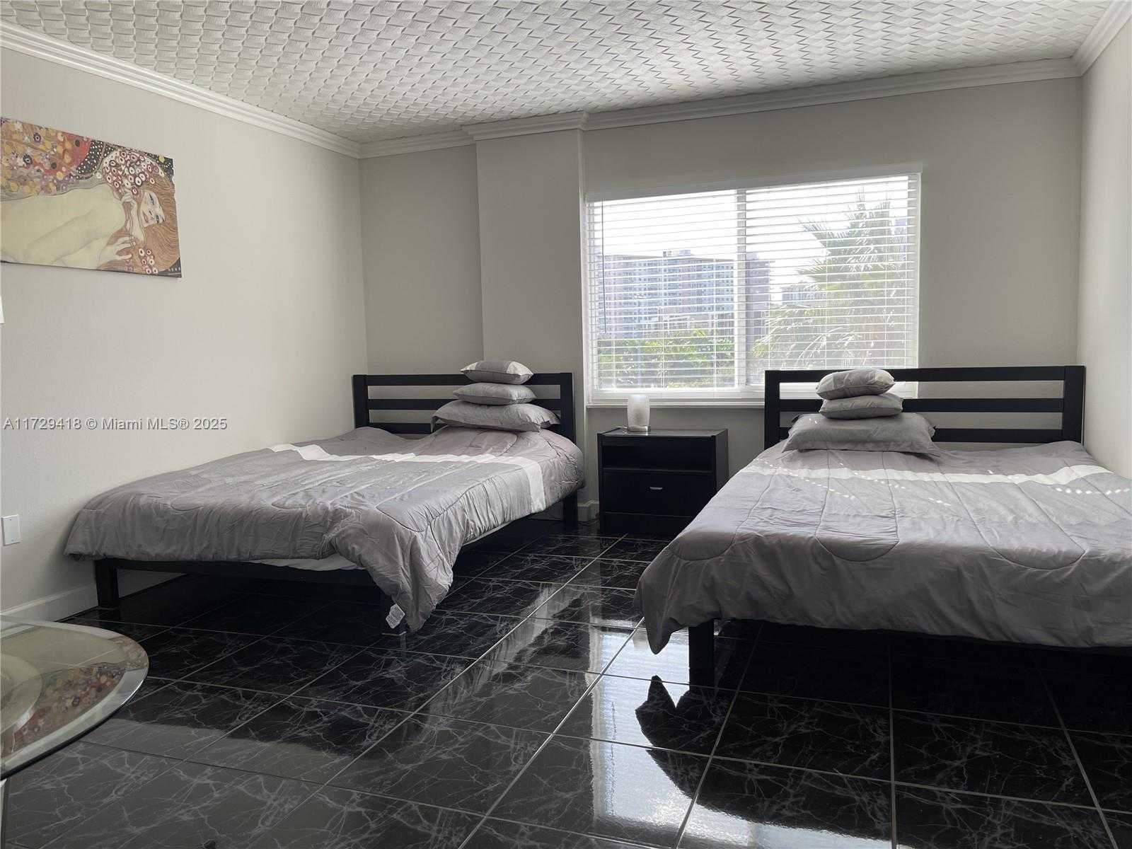 Small Image of 200 178TH DR #609, Sunny Isles Beach Number 19