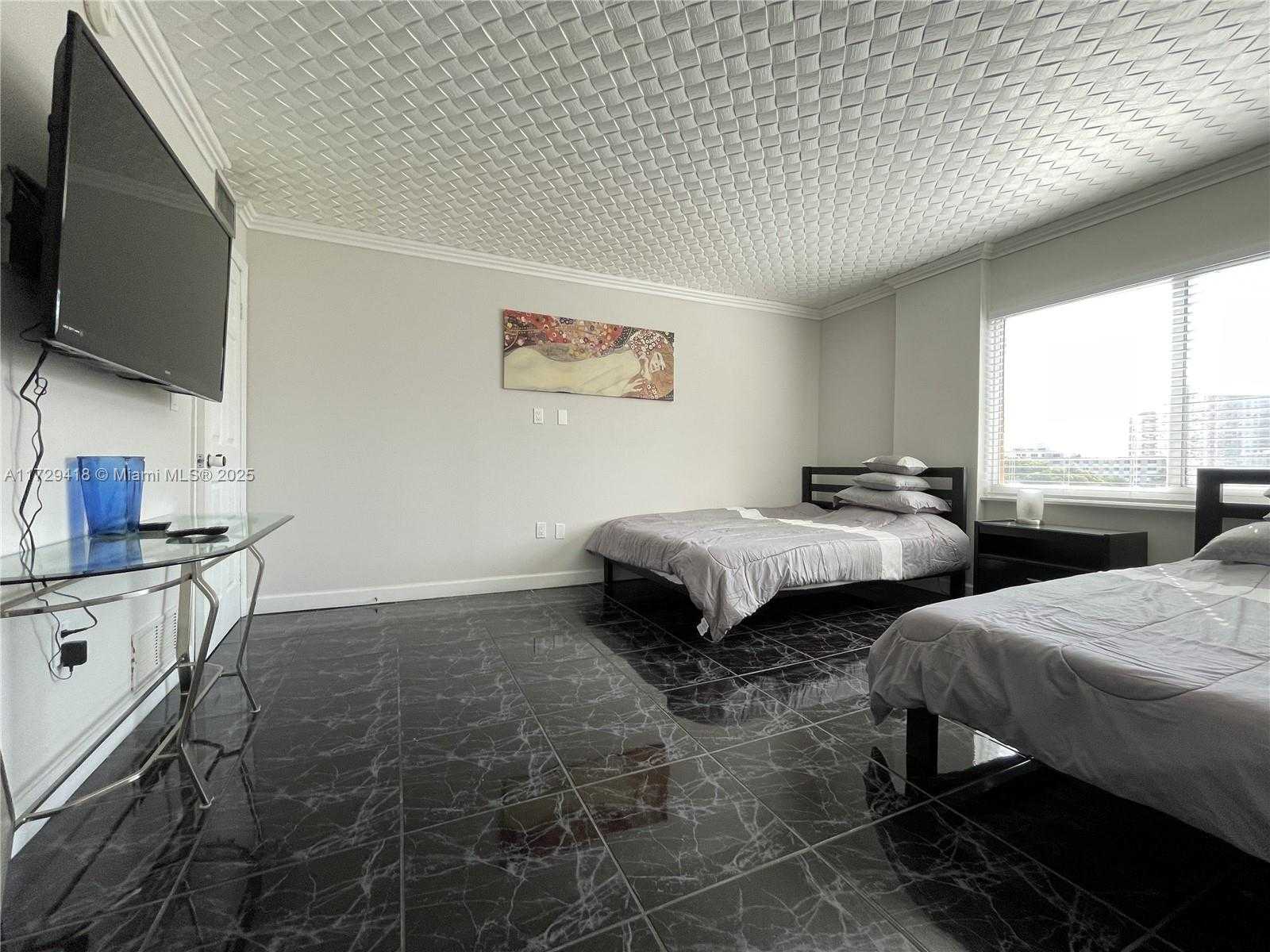 Small Image of 200 178TH DR #609, Sunny Isles Beach Number 23